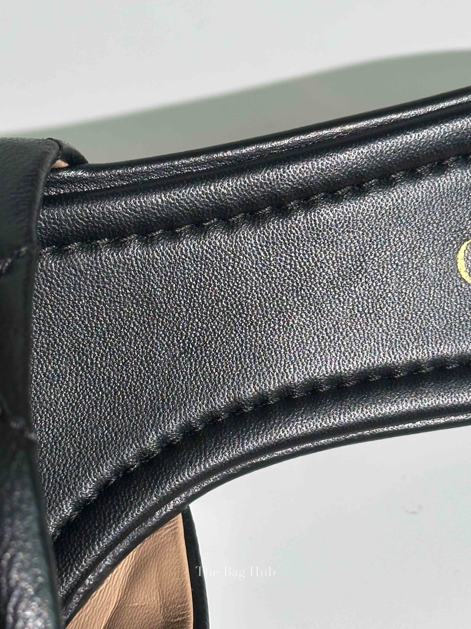 Valentino Garavani Black Leather Roman Stud Slides Size 37