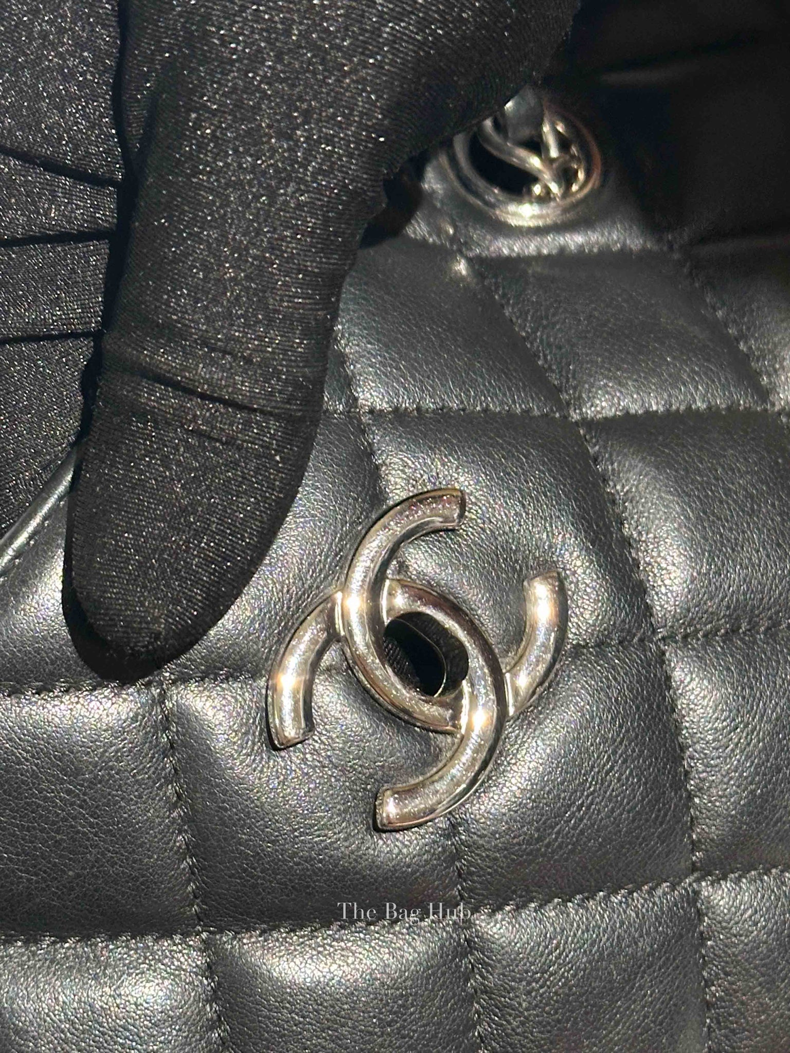 Chanel Black Lambskin Quilted Classic CC Large Shopping Tote Bag SHW