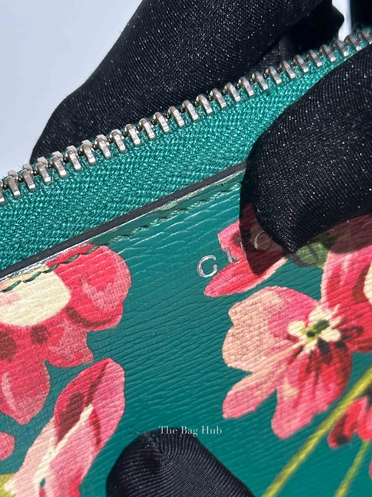 Gucci Green Calfskin Blooms Print Zip Around Long Wallet