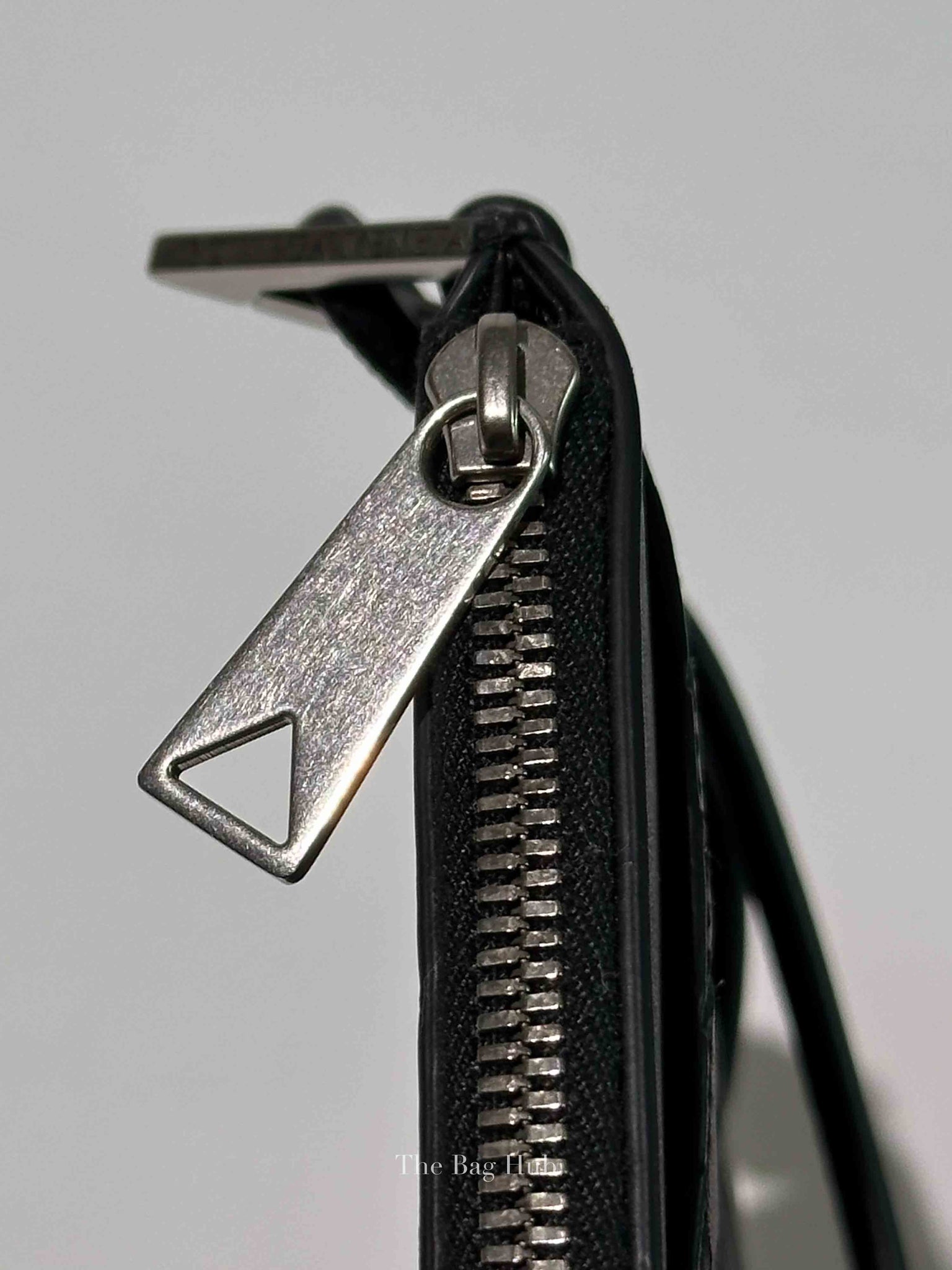 Bottega Veneta Black Intrecciato Calfskin Bill Pouch