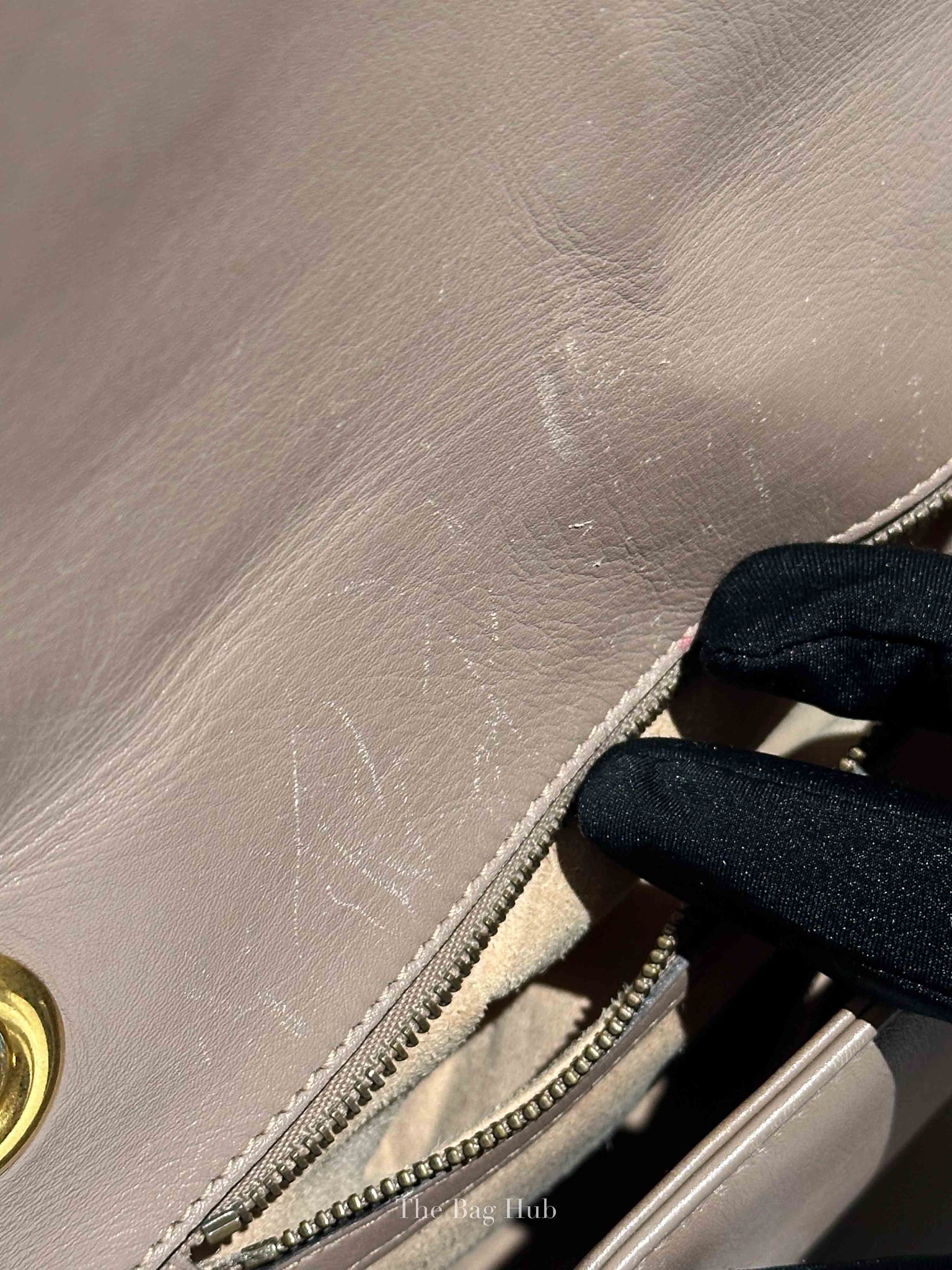 Gucci Taupe Leather GG Marmont Medium Shoulder Bag
