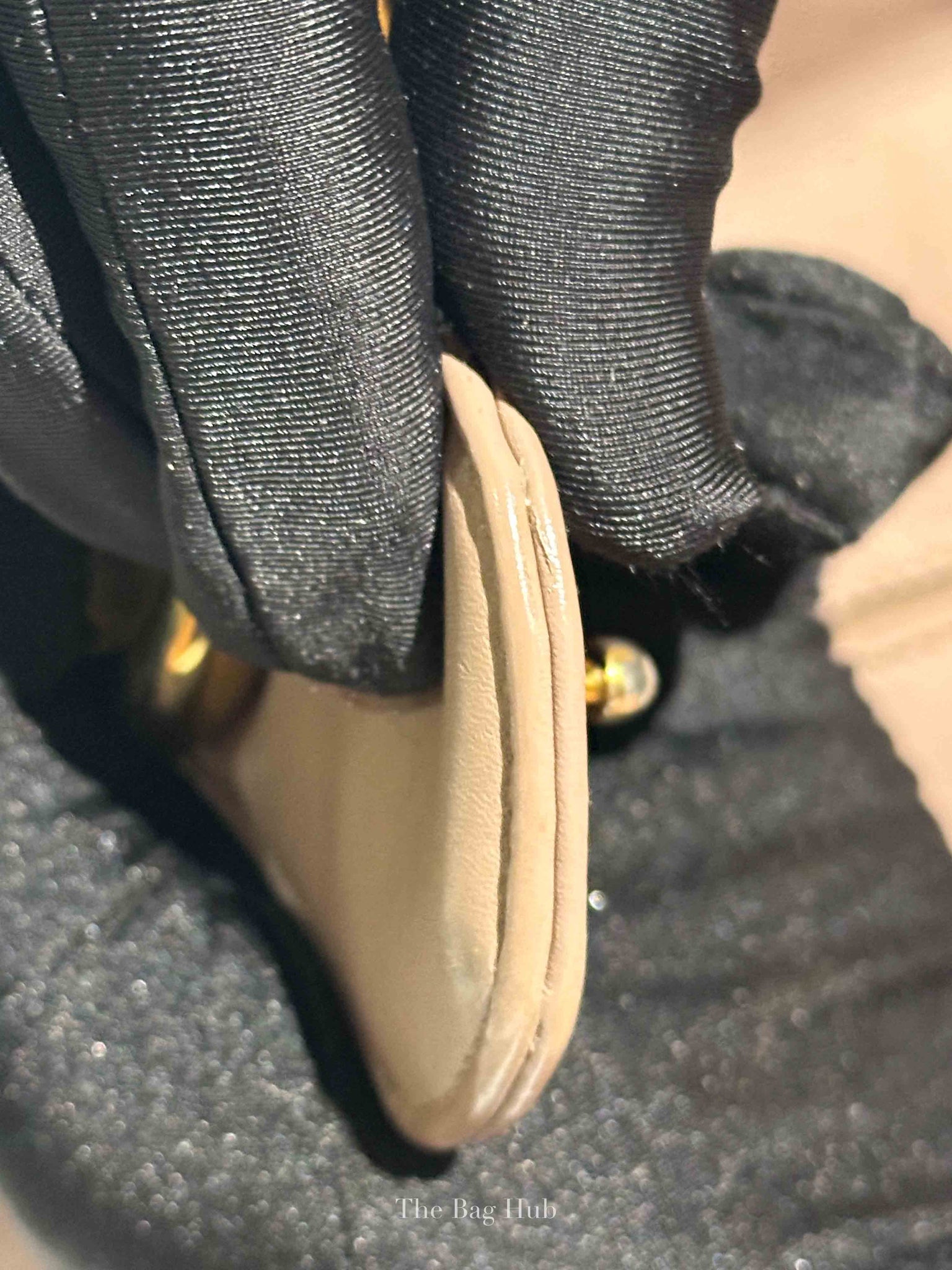 Gucci Taupe Leather GG Marmont Medium Shoulder Bag