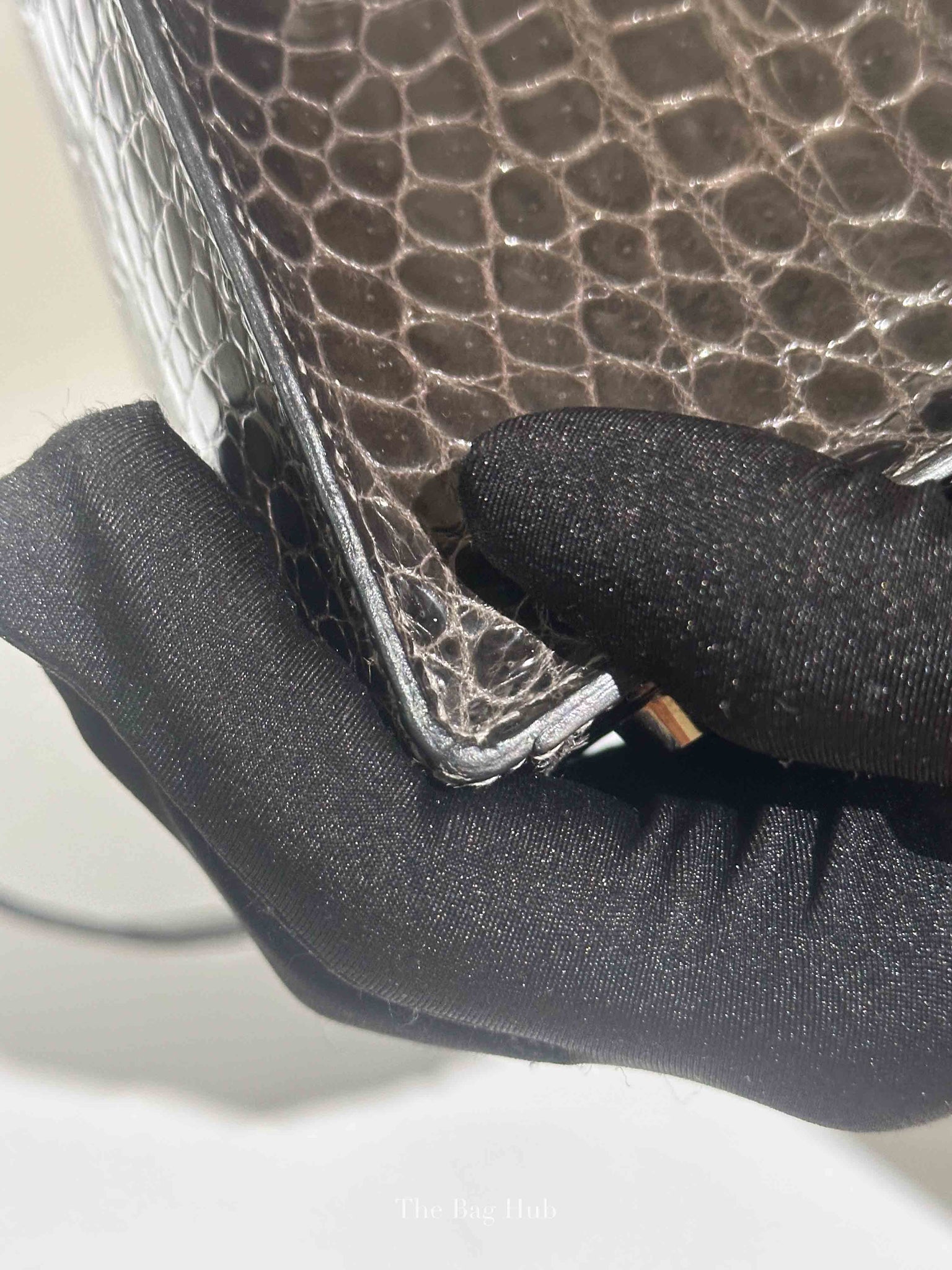 Hermes Black Shiny Porosus Crocodile Kelly 28 Bag PHW