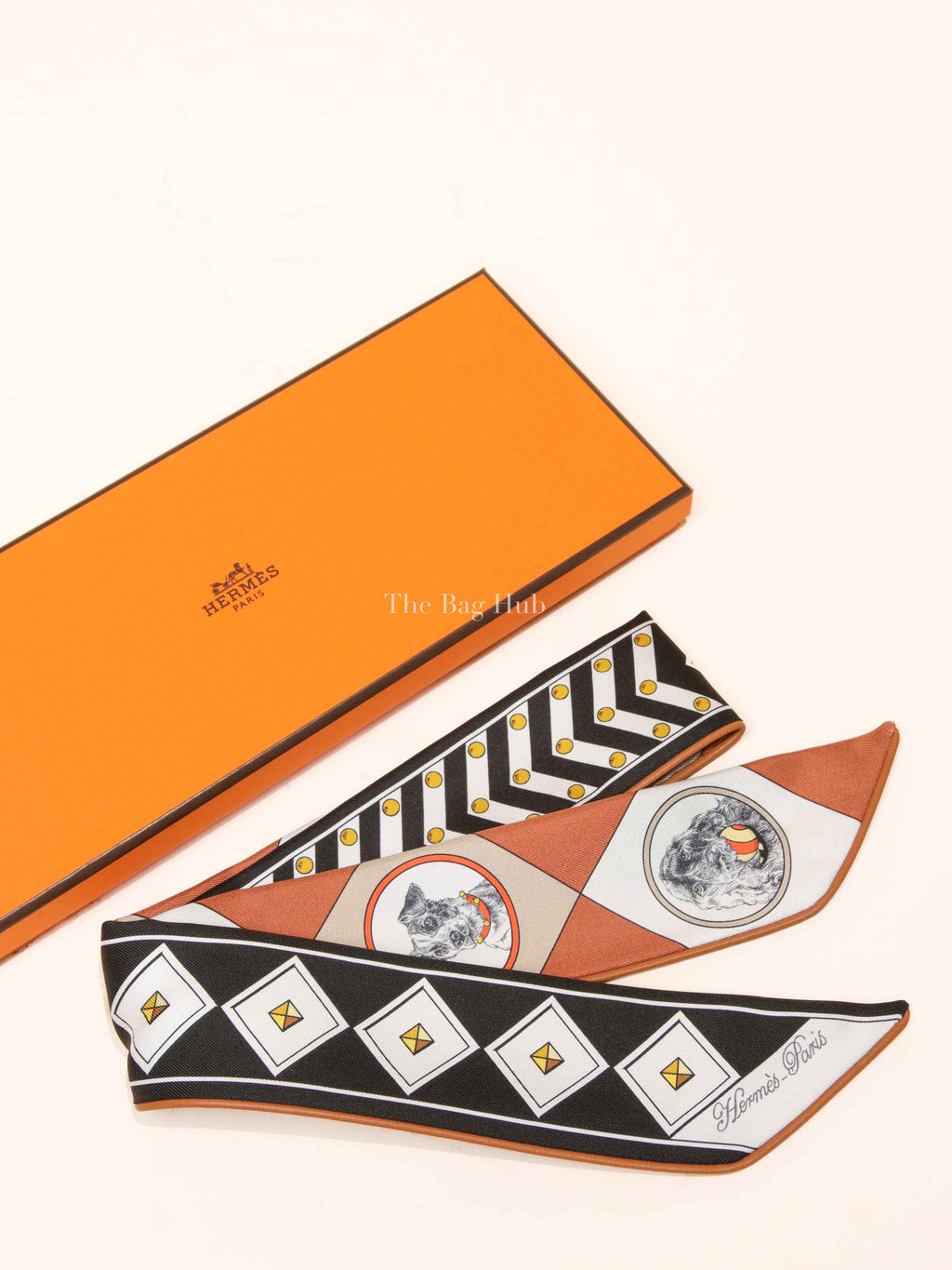 Hermes Noir/Blanc/Caramel Silk Colliers et Chiens Twilly