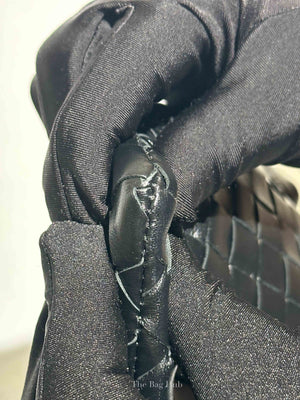 Bottega Veneta Black Intercciato Leather Medium Pouch Bag