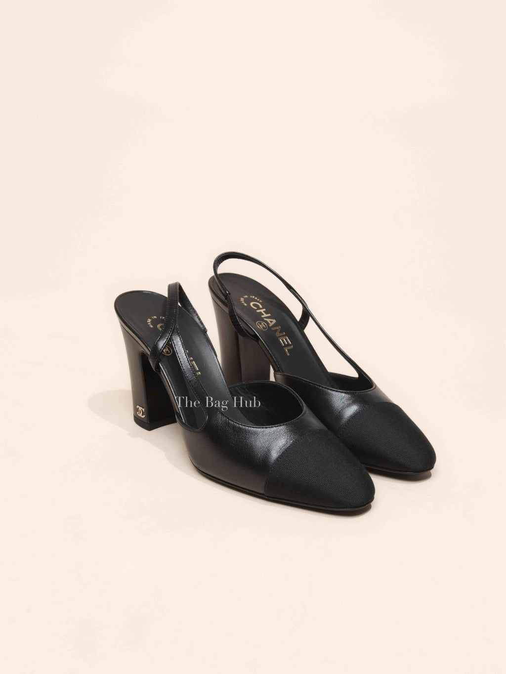 Chanel Black Goatskin Grosgrain Cap Toe CC Slingback Pumps Size 37.5