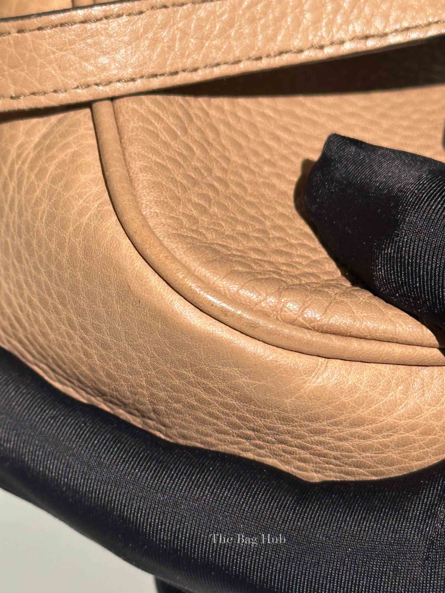 Gucci Beige Leather Soho Disco Small Crossbody Bag