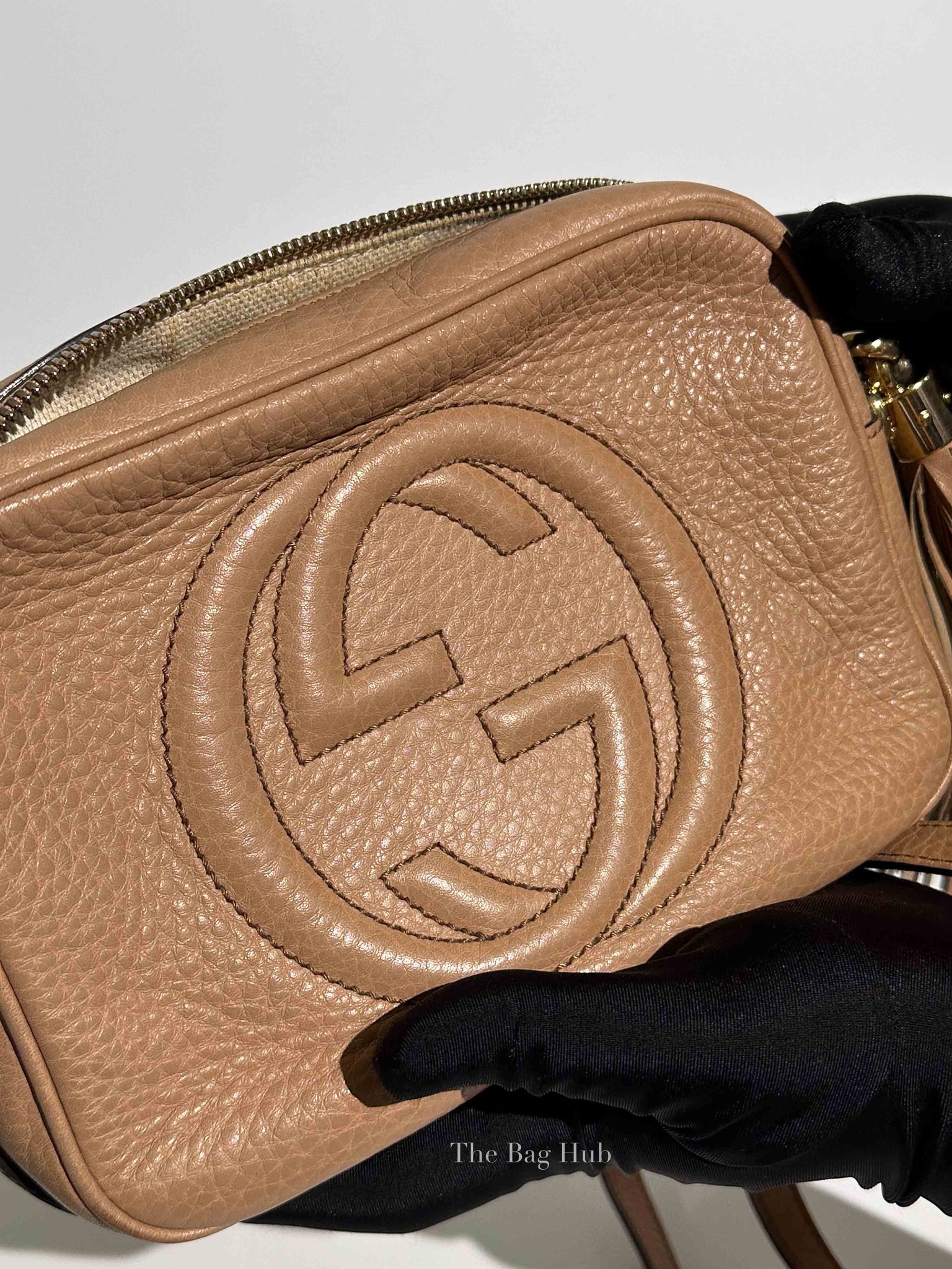 Gucci Beige Leather Soho Disco Small Crossbody Bag