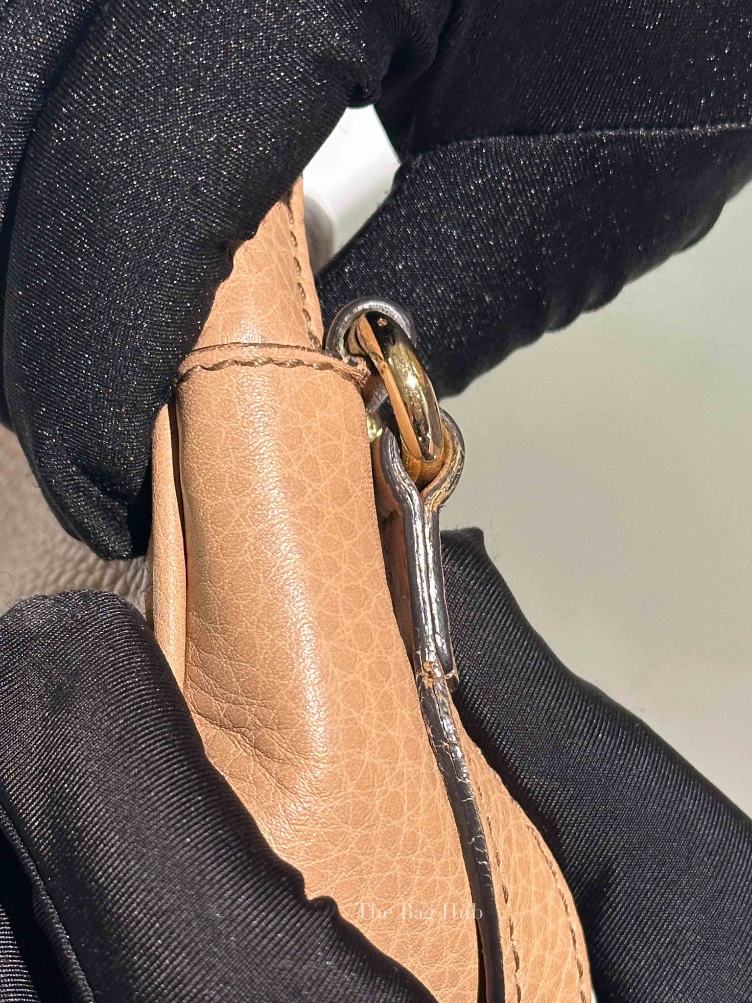 Gucci Beige Leather Soho Disco Small Crossbody Bag