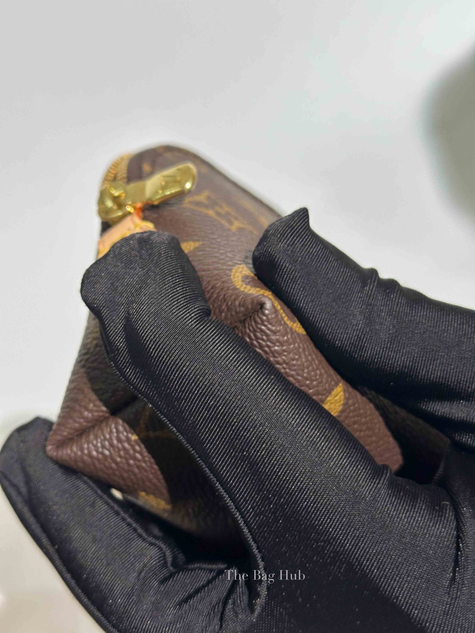 Louis Vuitton Monogram Canvas Pochette Cosmetic Pouch