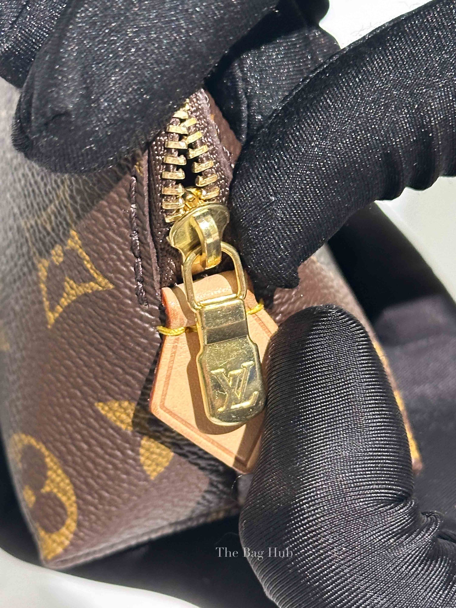 Louis Vuitton Monogram Canvas Pochette Cosmetic Pouch