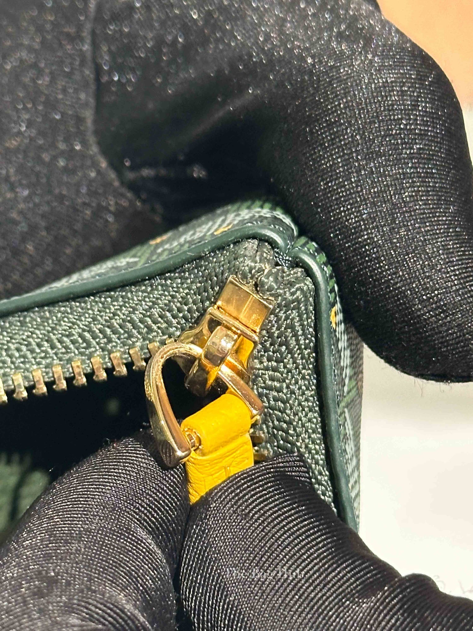 Faure Le Page Empire Green Canvas Key Pouch