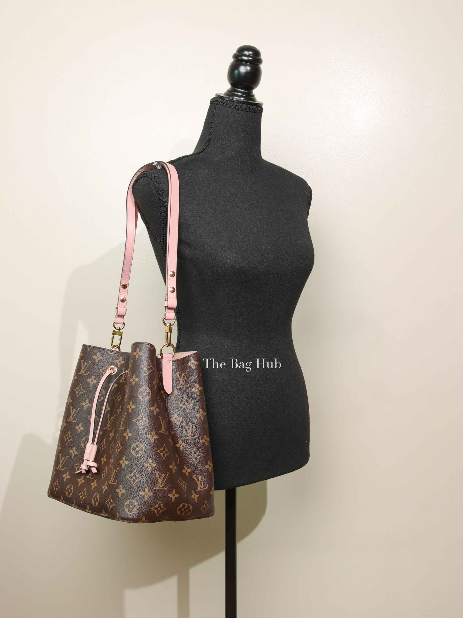 Louis Vuitton Rose Poudre Monogram Canvas NeoNoe MM Bag