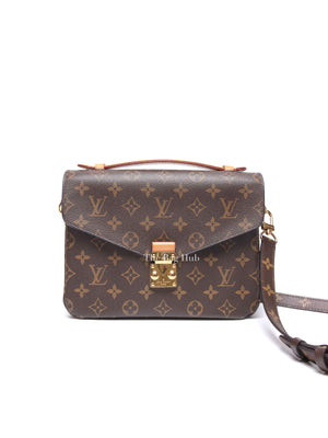 Louis Vuitton Monogram Canvas Pochette Metis Bag