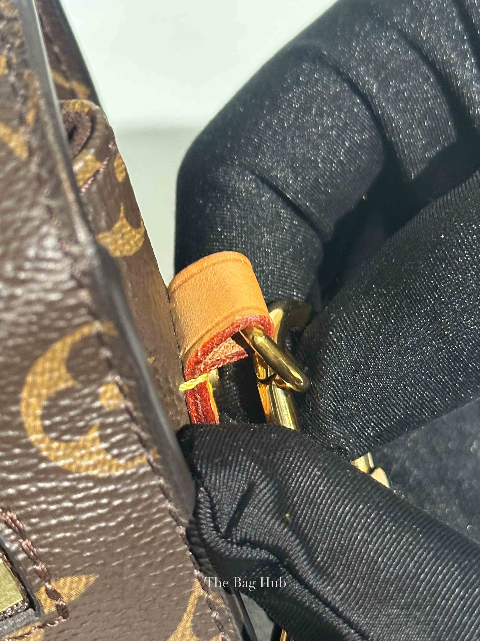 Louis Vuitton Monogram Canvas Pochette Metis Bag