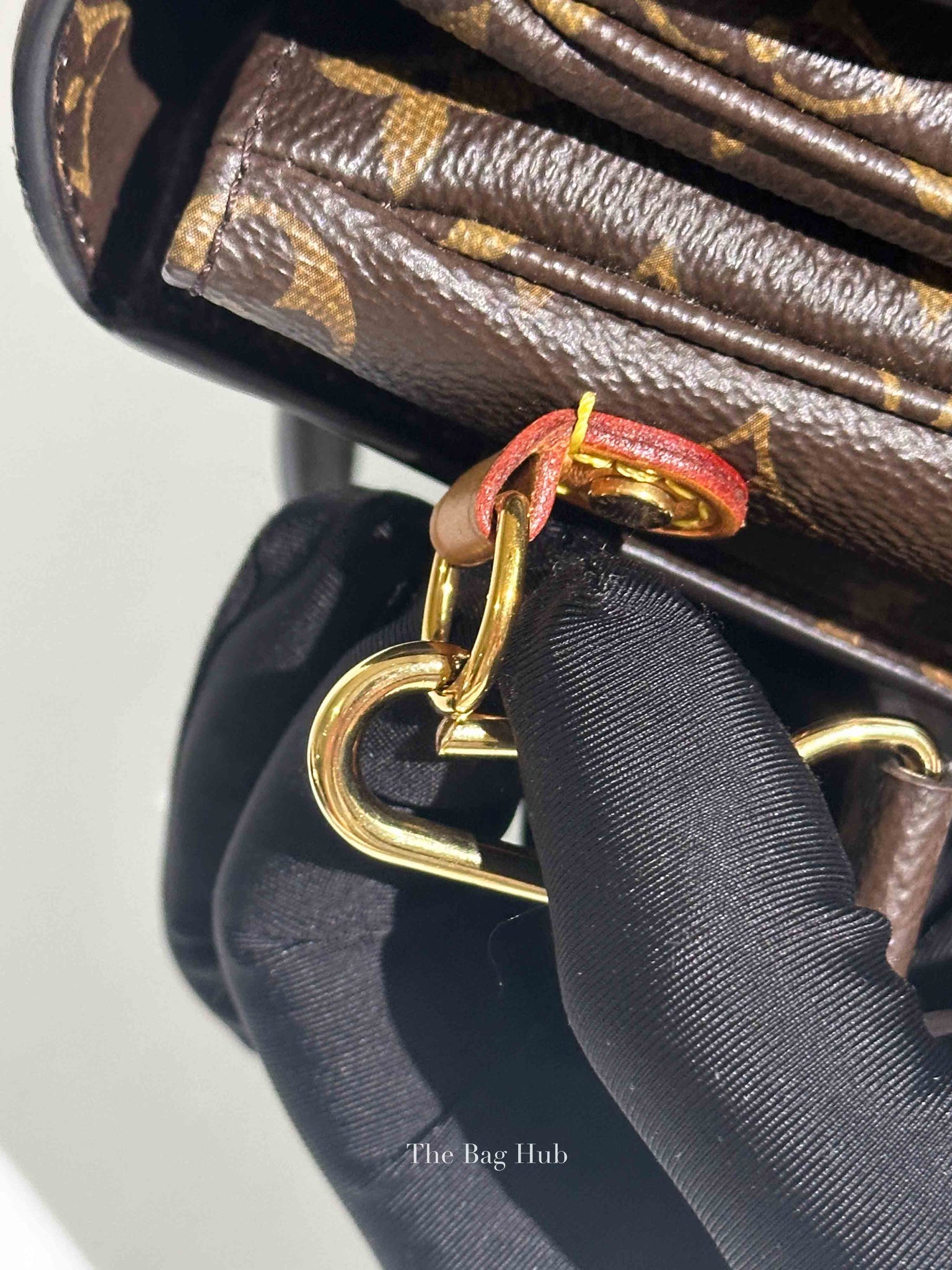 Louis Vuitton Monogram Canvas Pochette Metis Bag