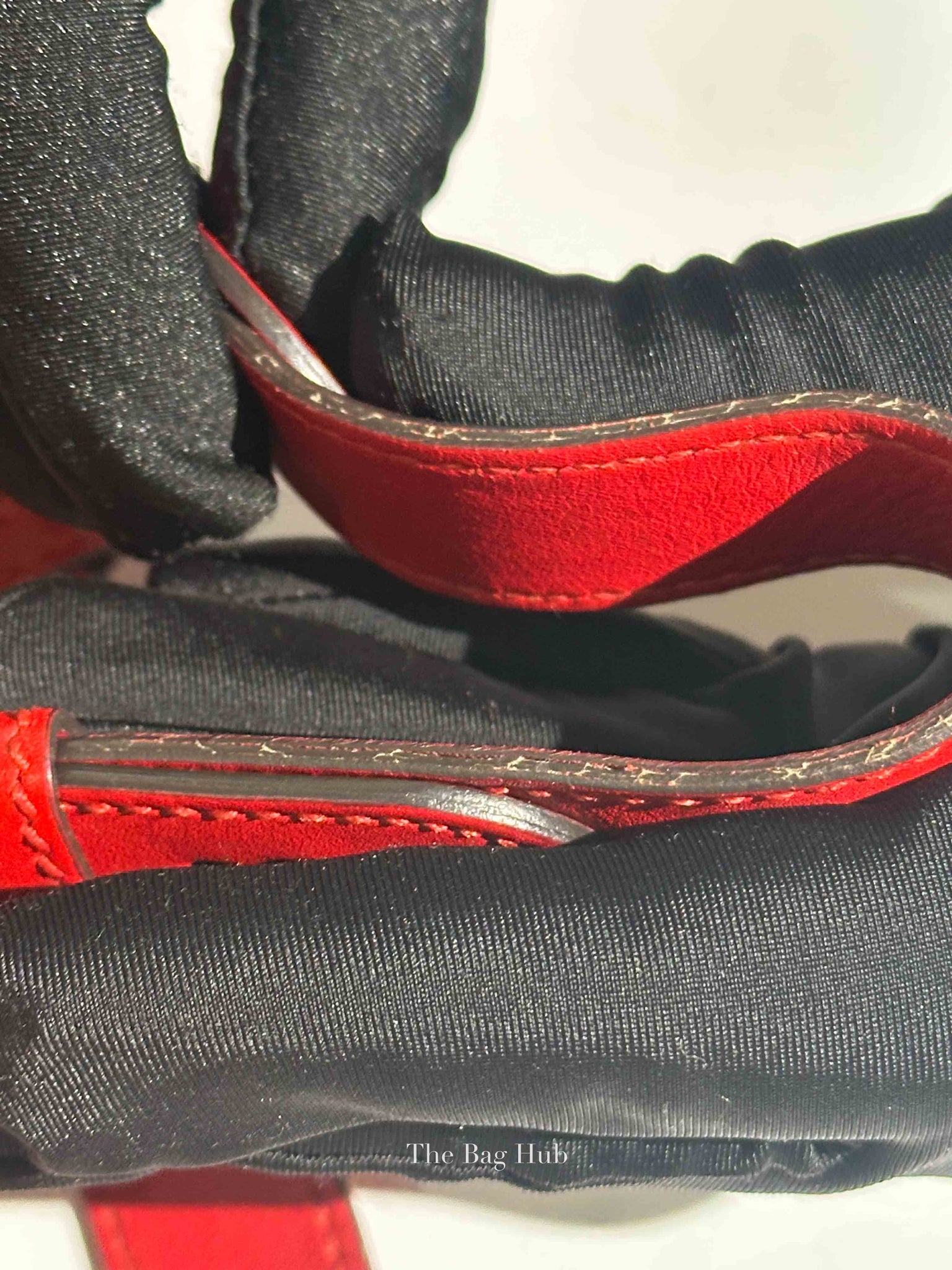 Gucci Red Monogram Large Valentine Tote Bag
