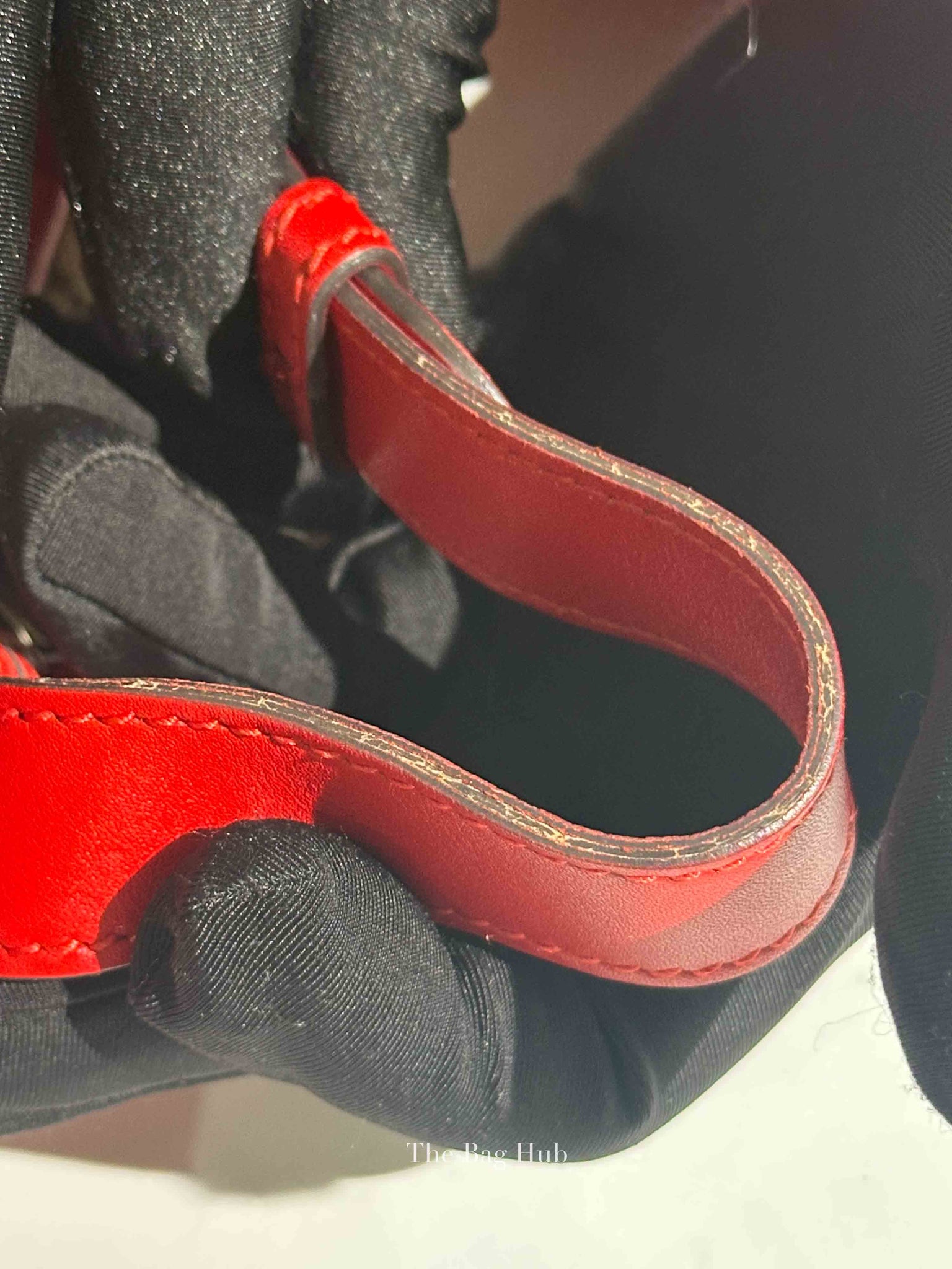 Gucci Red Monogram Large Valentine Tote Bag