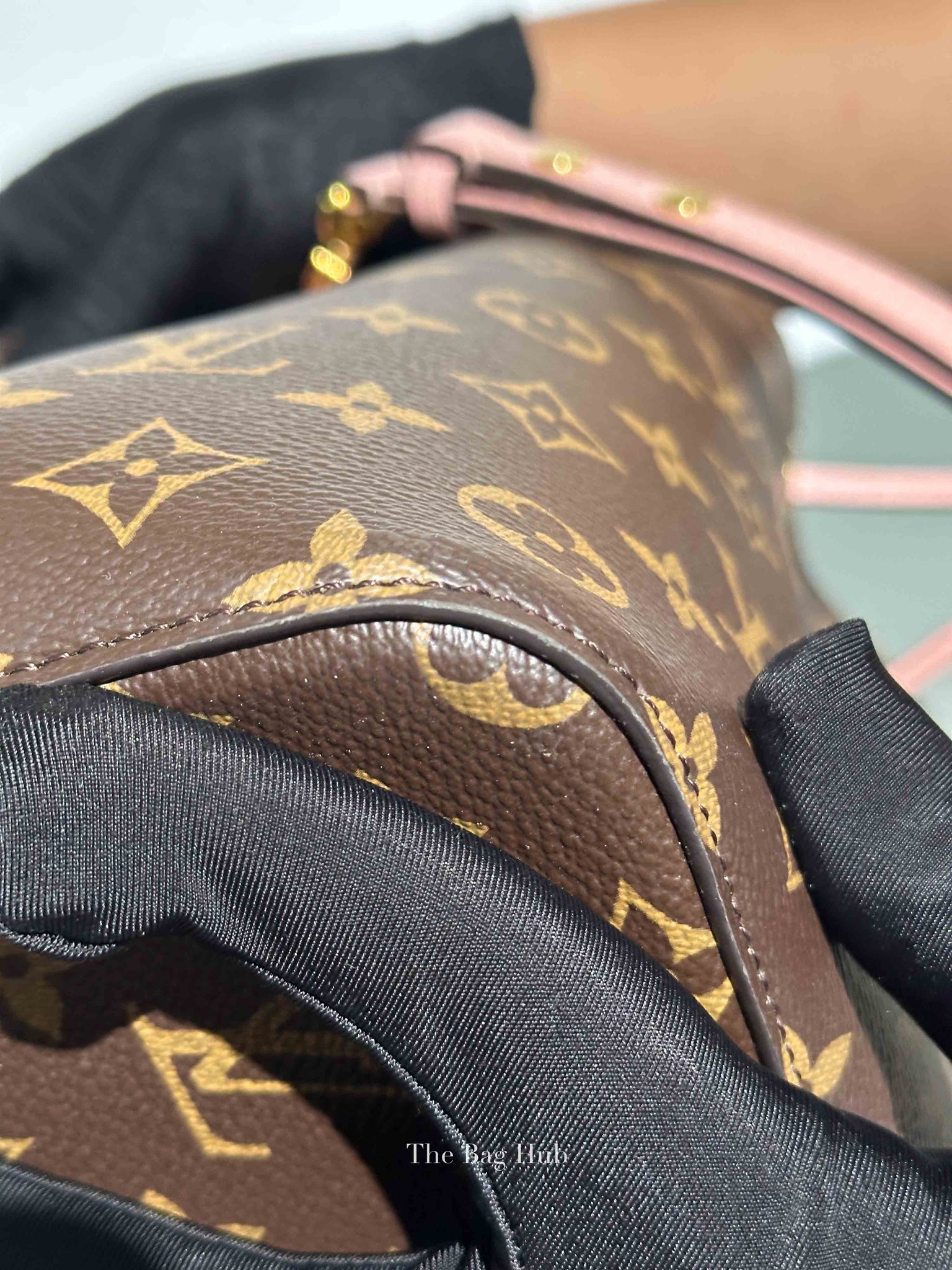Louis Vuitton Rose Poudre Monogram Canvas NeoNoe MM Bag