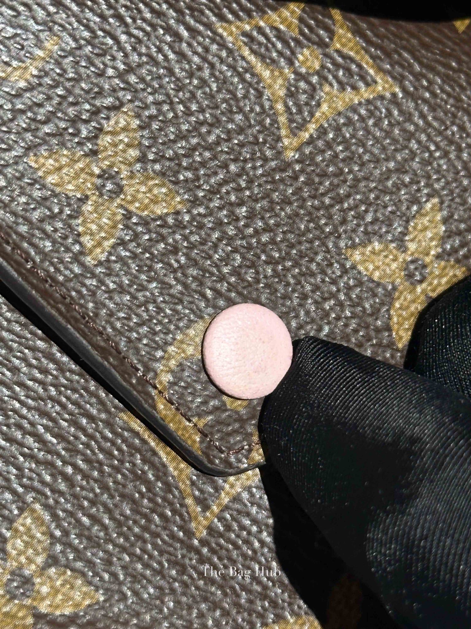 Louis Vuitton Rose Ballerine Victorine Wallet