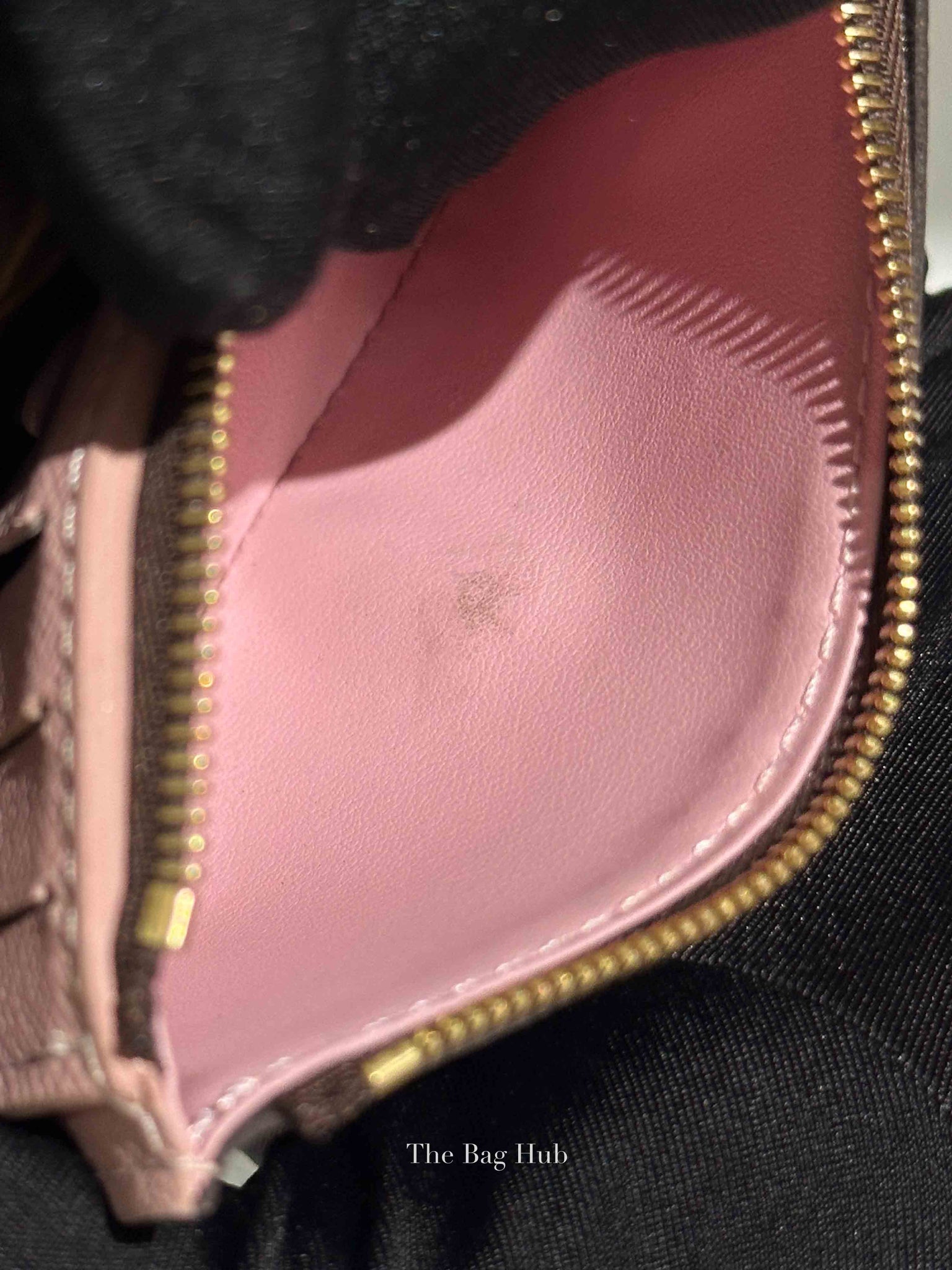 Louis Vuitton Rose Ballerine Victorine Wallet