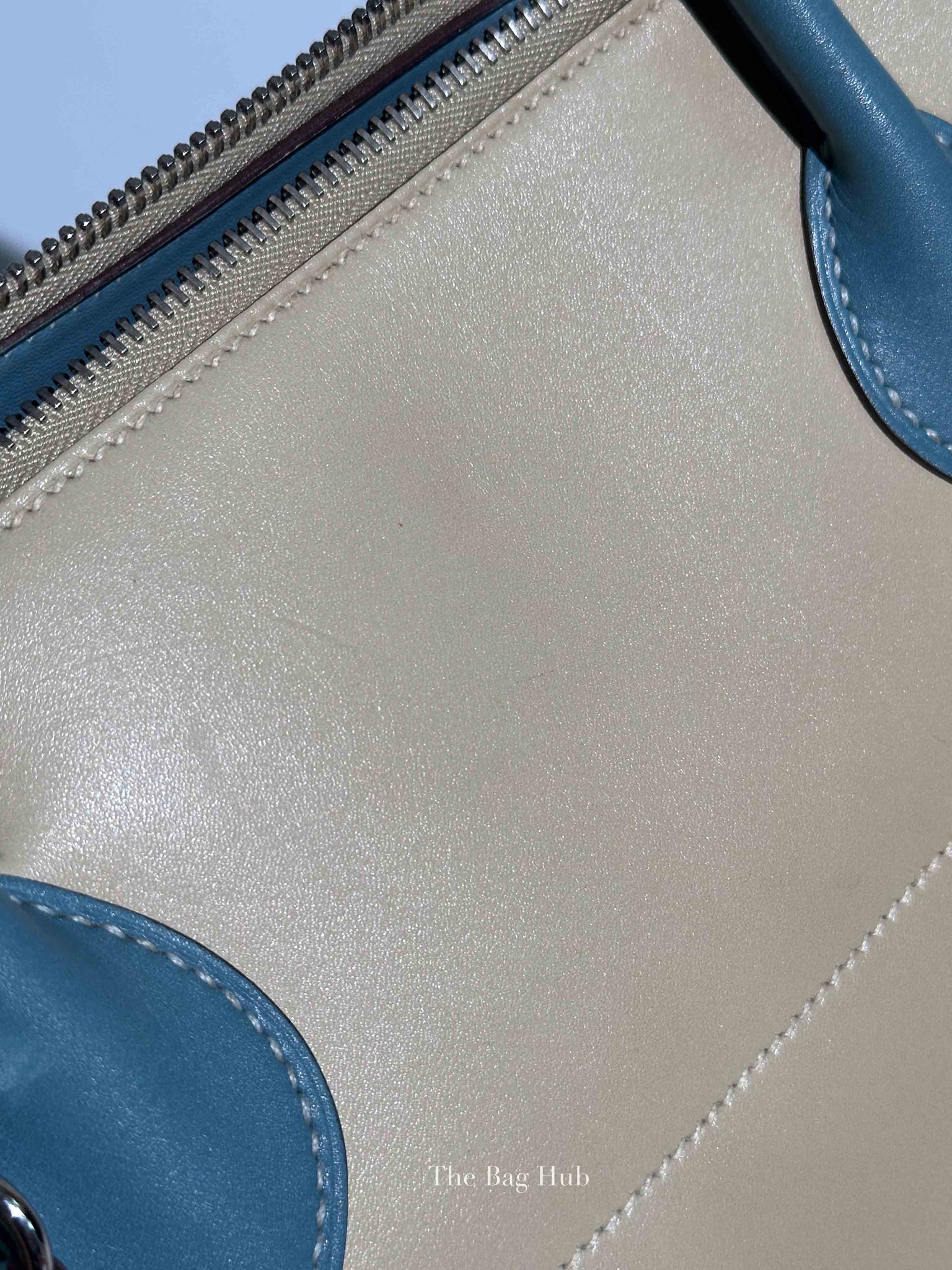 Hermes Vanille/Bleu Jean Swift Bolide 35 Bag