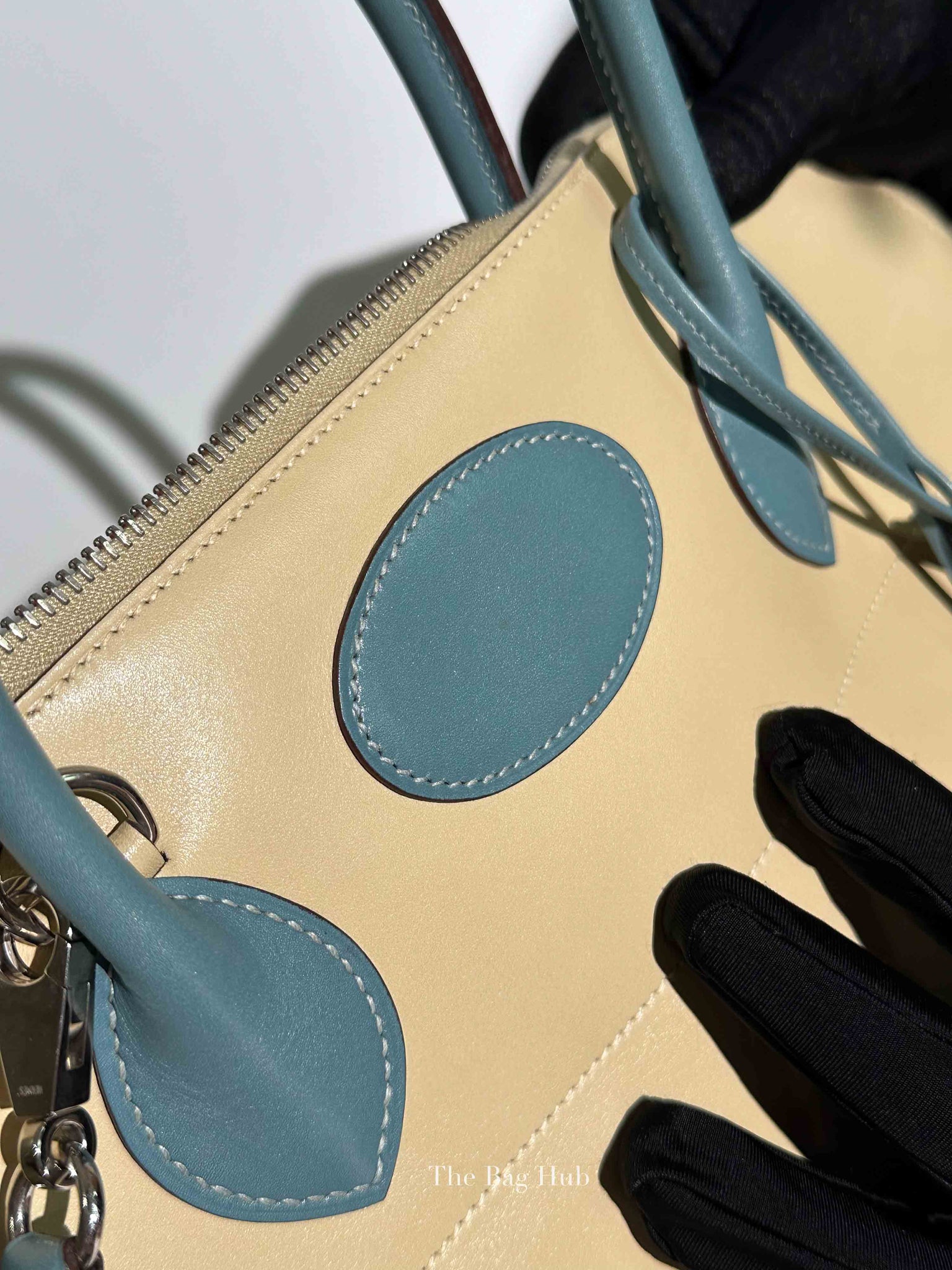 Hermes Vanille/Bleu Jean Swift Bolide 35 Bag