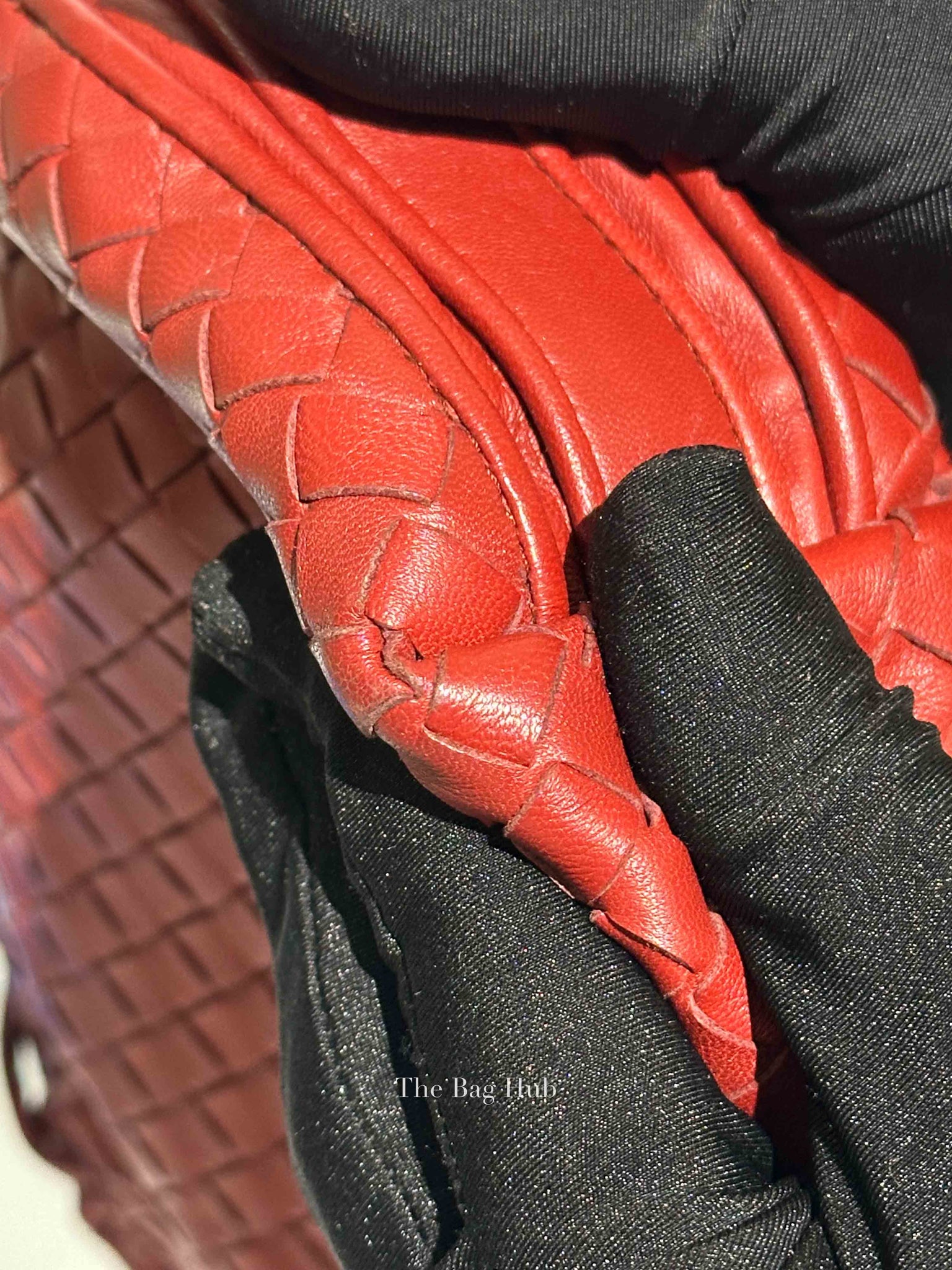 Bottega Veneta Red Intrecciato Leather Nodini Crossbody Bag