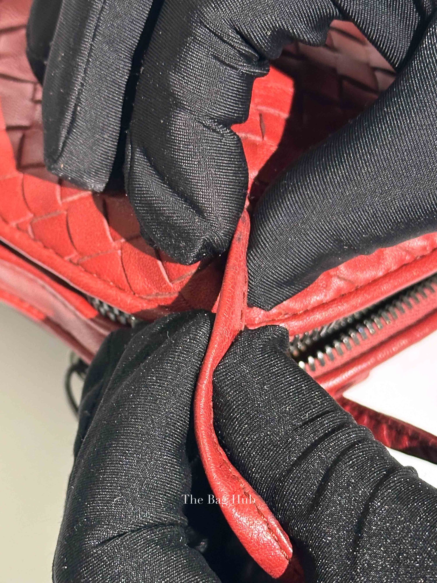 Bottega Veneta Red Intrecciato Leather Nodini Crossbody Bag