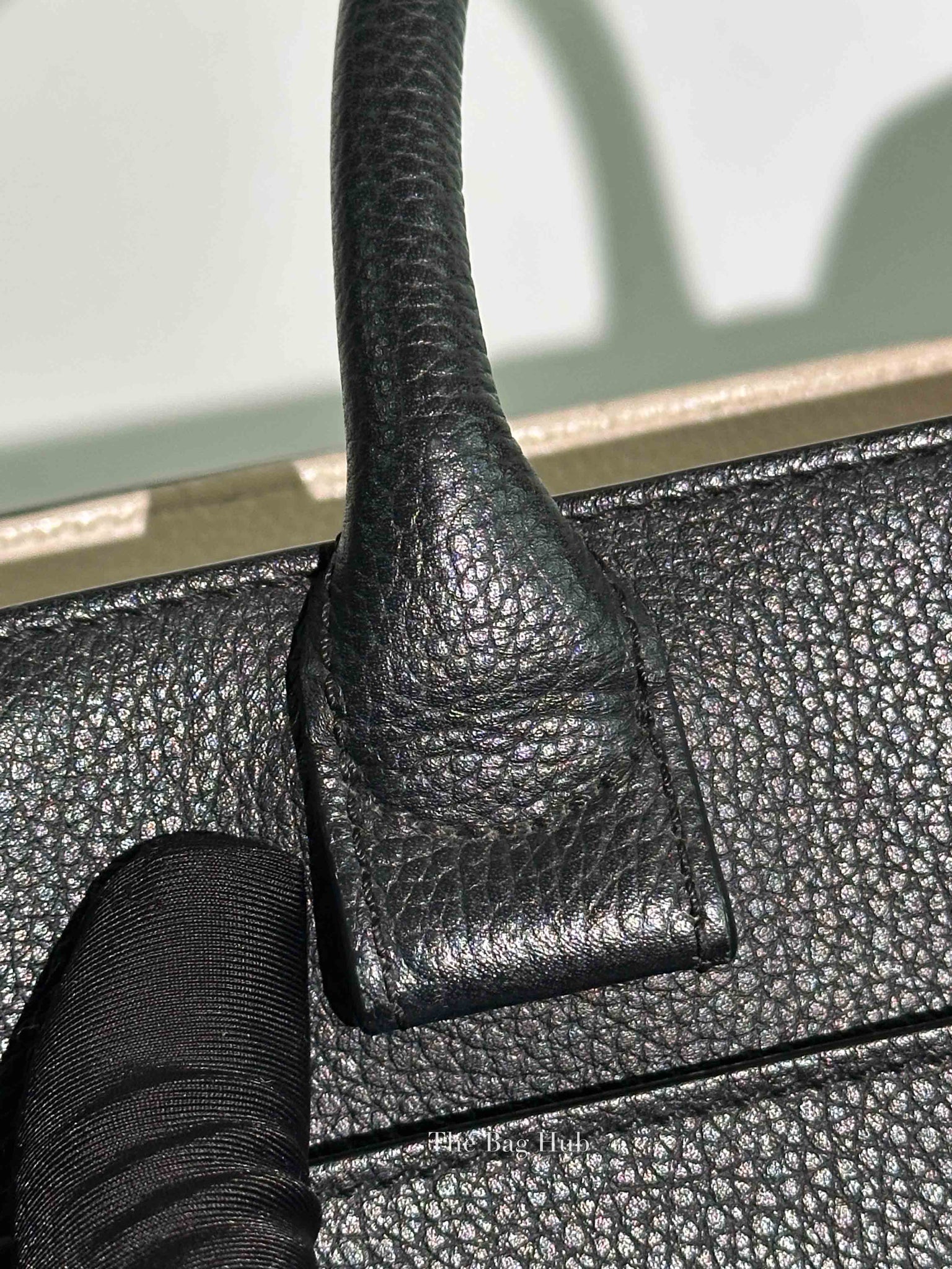 Chanel Black/Beige Grained Calfskin Small Neo Executive Shopper Tote Bag GHW