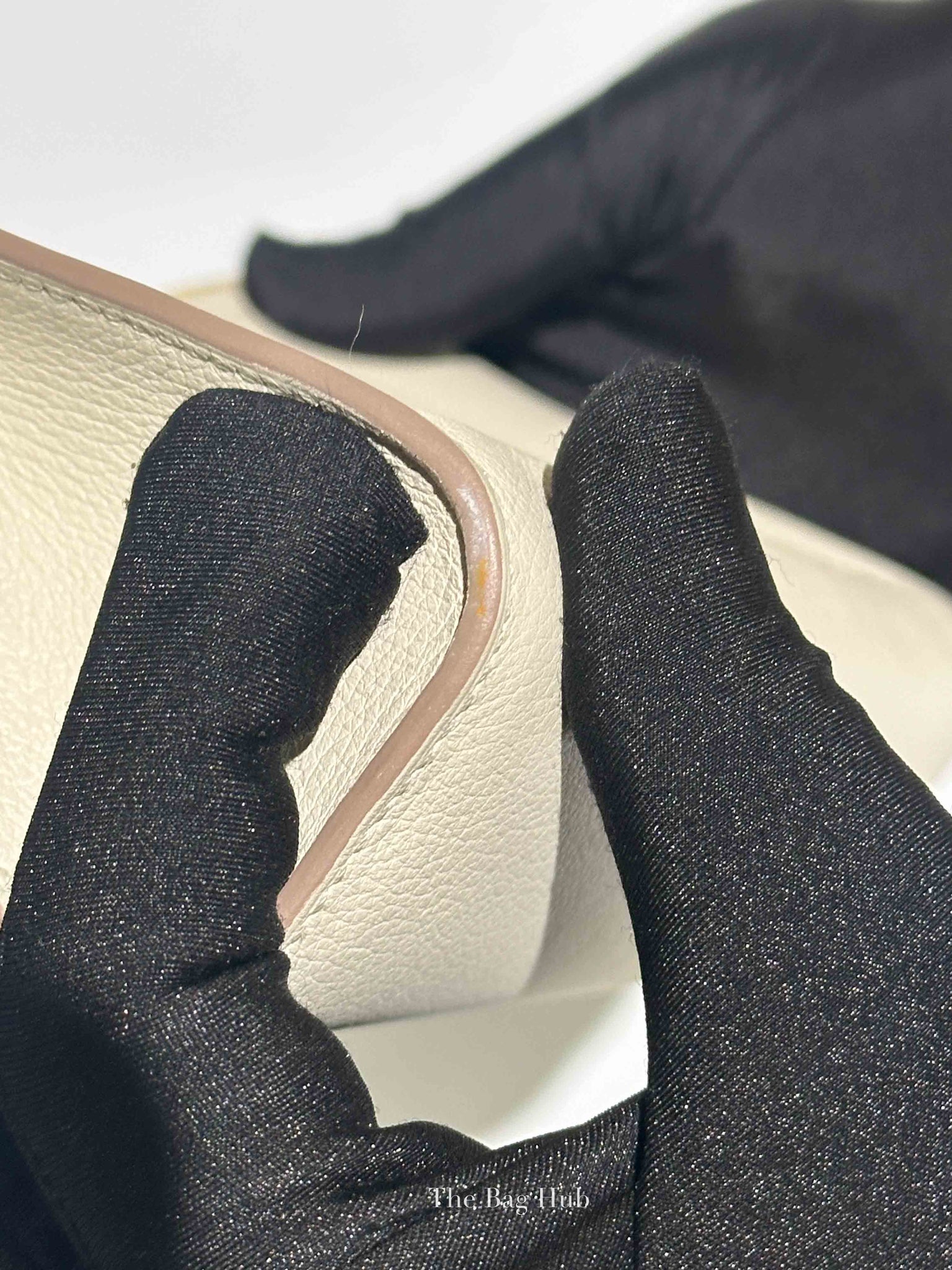 Hermes Craie Leather Zipengco Pouch