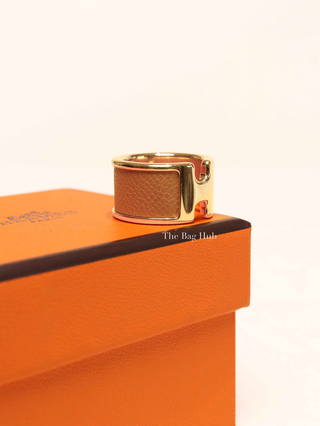 Hermes Gold Leather Olympe Medium Ring GHW