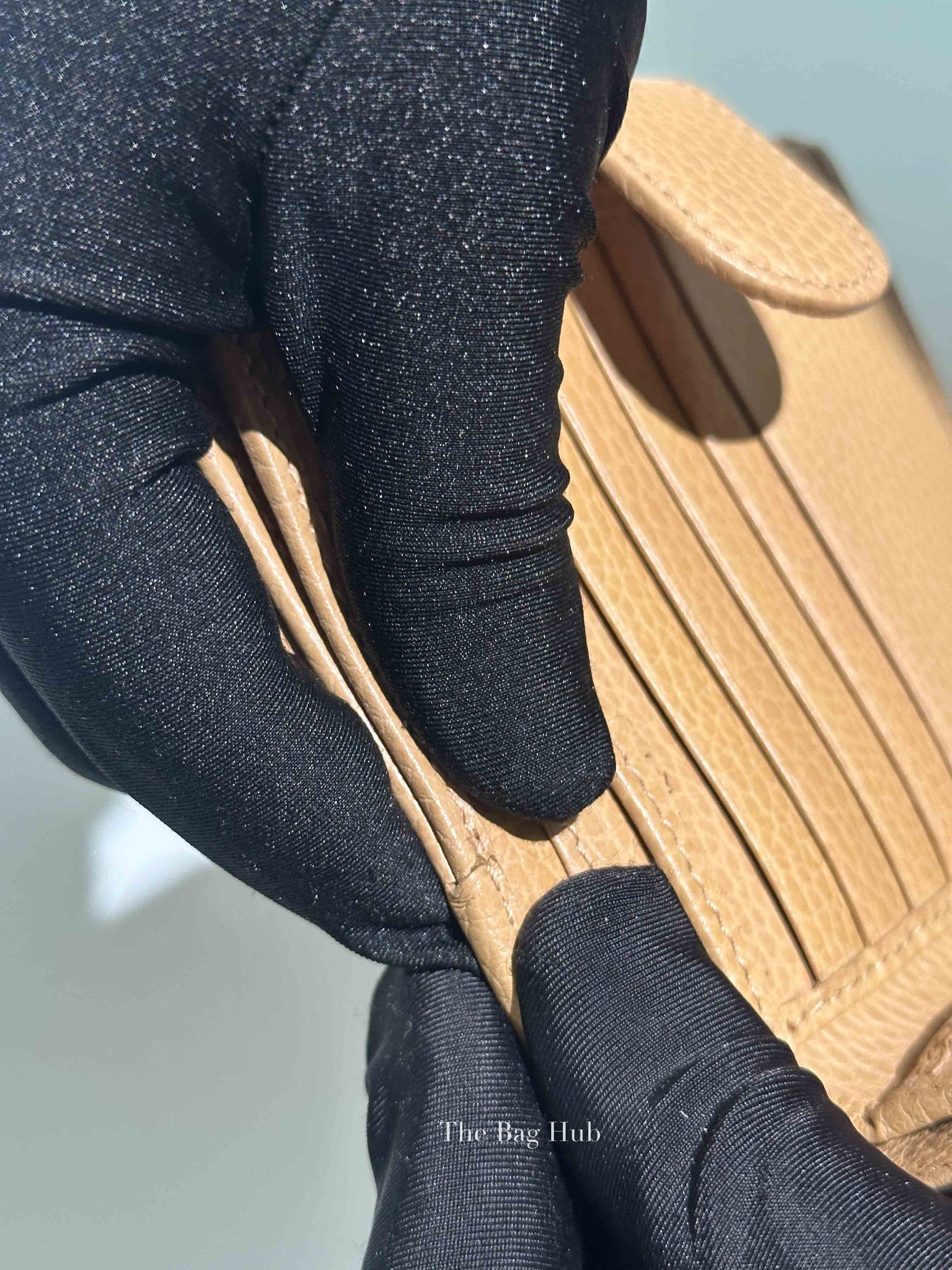 Gucci Beige Leather Interlocking GG Wallet
