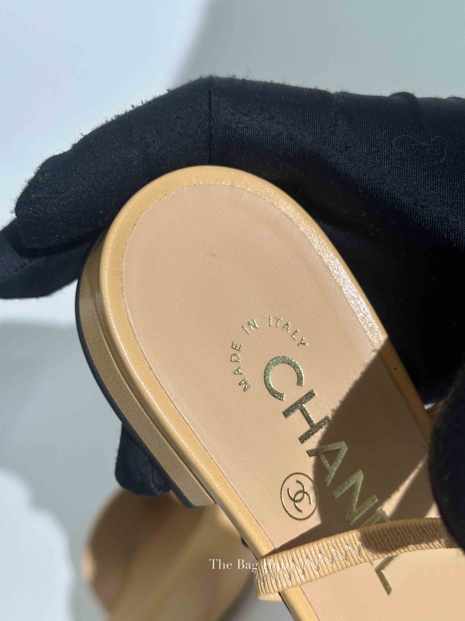 Chanel Black/Beige Leather Coco Slingback Flats Size 38C