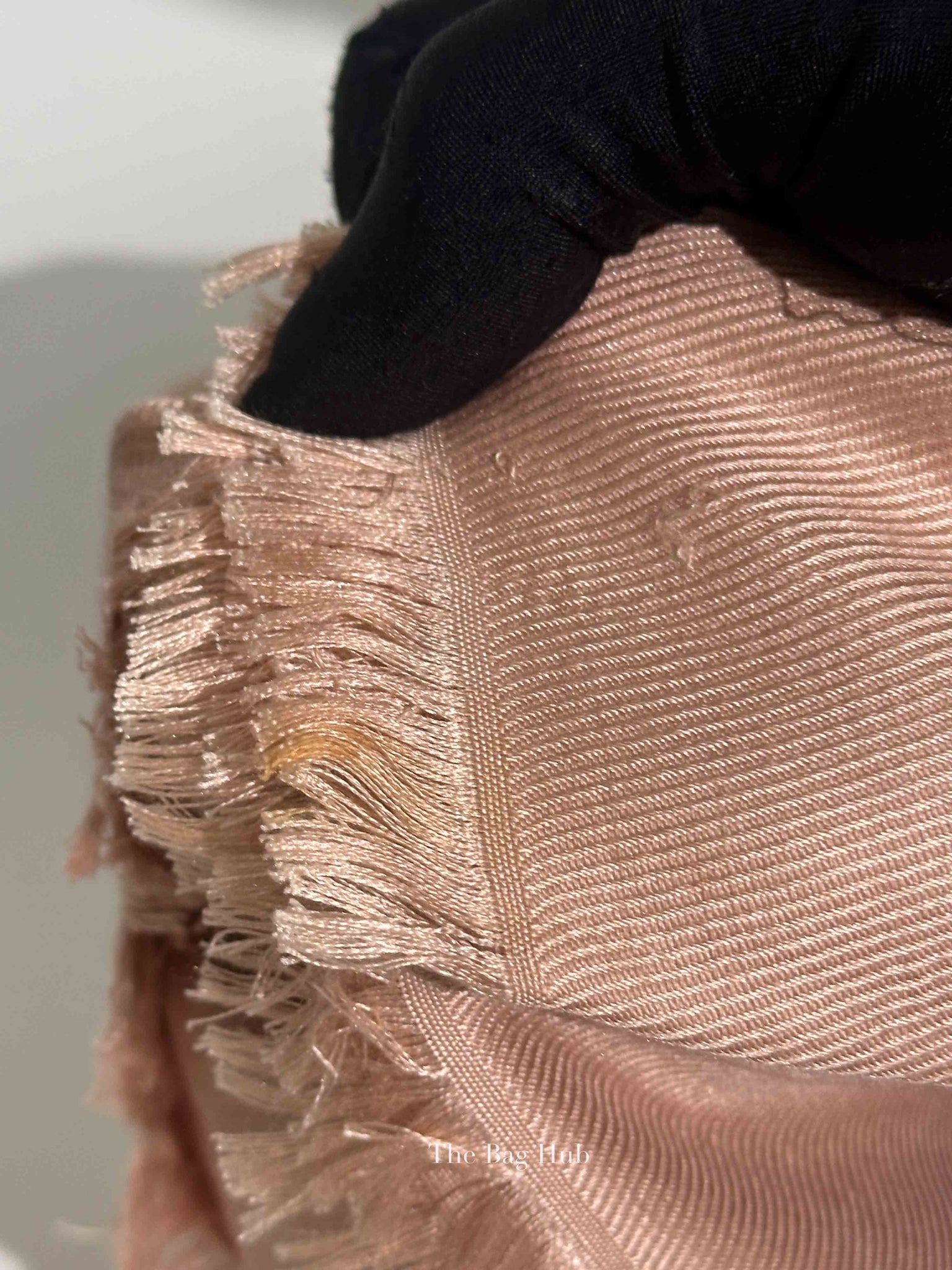 Louis Vuitton Pink Silk/Wool Monogram Shawl Scarf