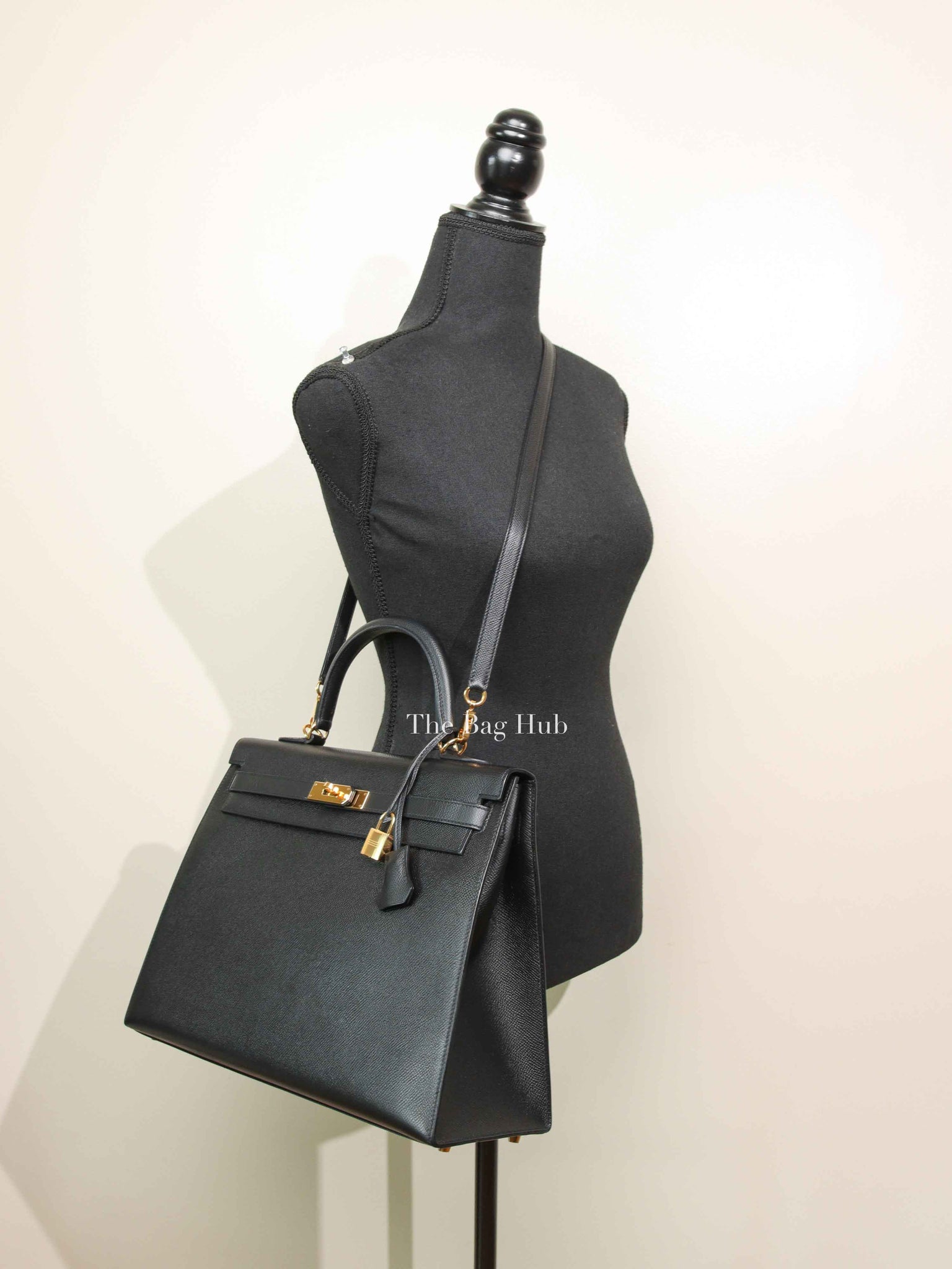 Hermes Noir Epsom Leather Kelly Sellier 35 GHW