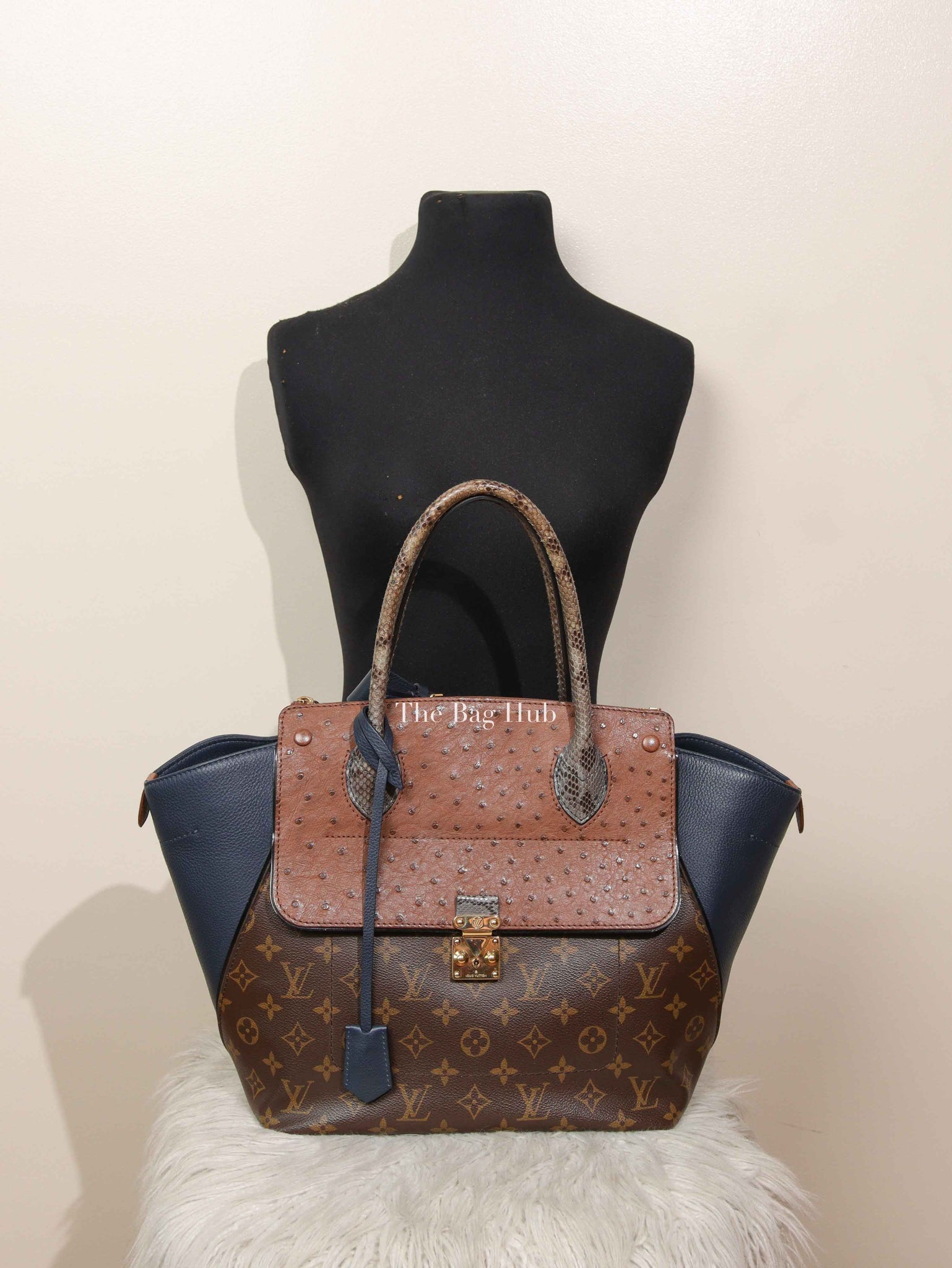 Louis Vuitton Ostrich and Python Monogram Leather Canvas Limited Edition Majestueux MM Bag