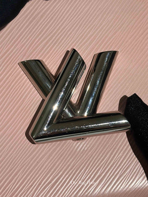 Louis Vuitton Rose Ballerine Epi Leather Twist MM Bag SHW