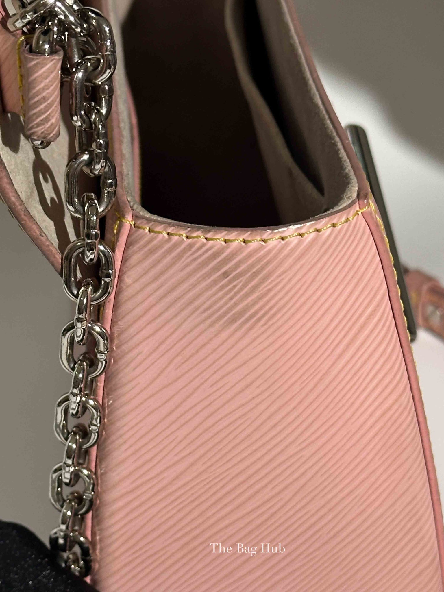 Louis Vuitton Rose Ballerine Epi Leather Twist MM Bag SHW