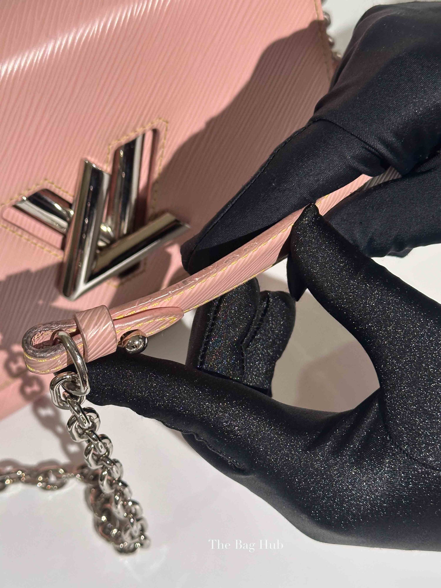 Louis Vuitton Rose Ballerine Epi Leather Twist MM Bag SHW