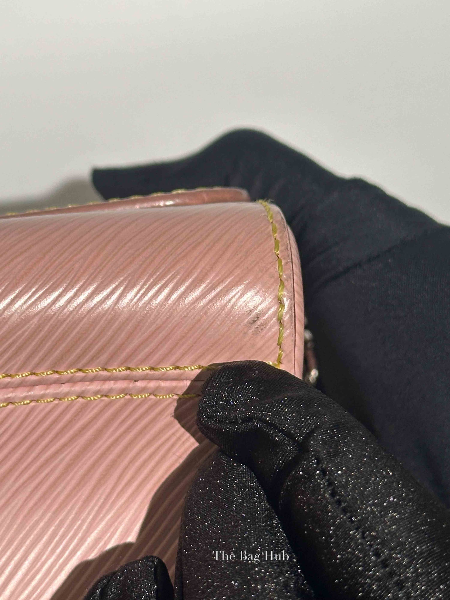 Louis Vuitton Rose Ballerine Epi Leather Twist MM Bag SHW