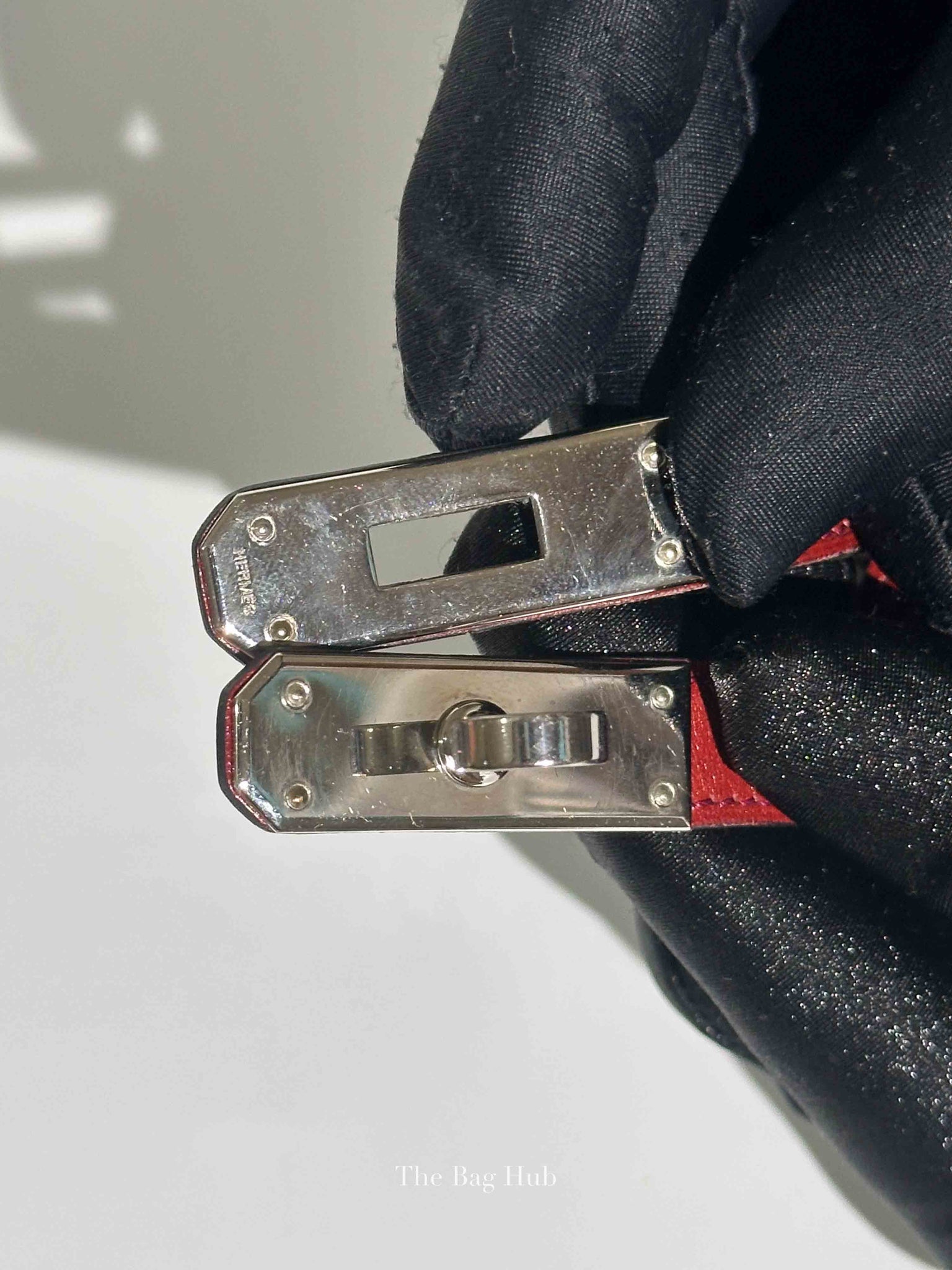 Hermes Rouge H Leather Kelly Choker Necklace PHW