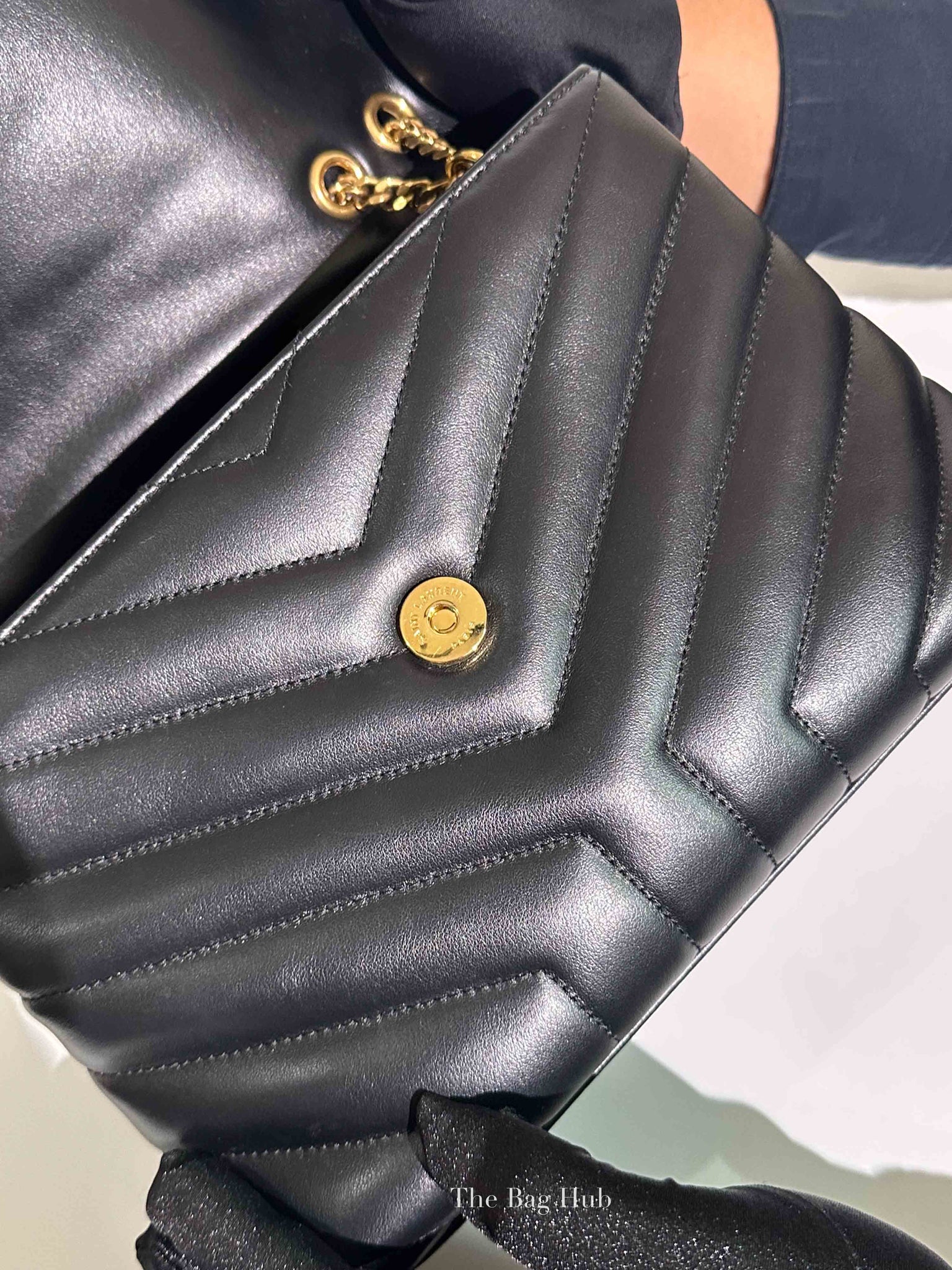 Saint Laurent Black Calfskin Y Quilted Monogram Small Loulou Bag