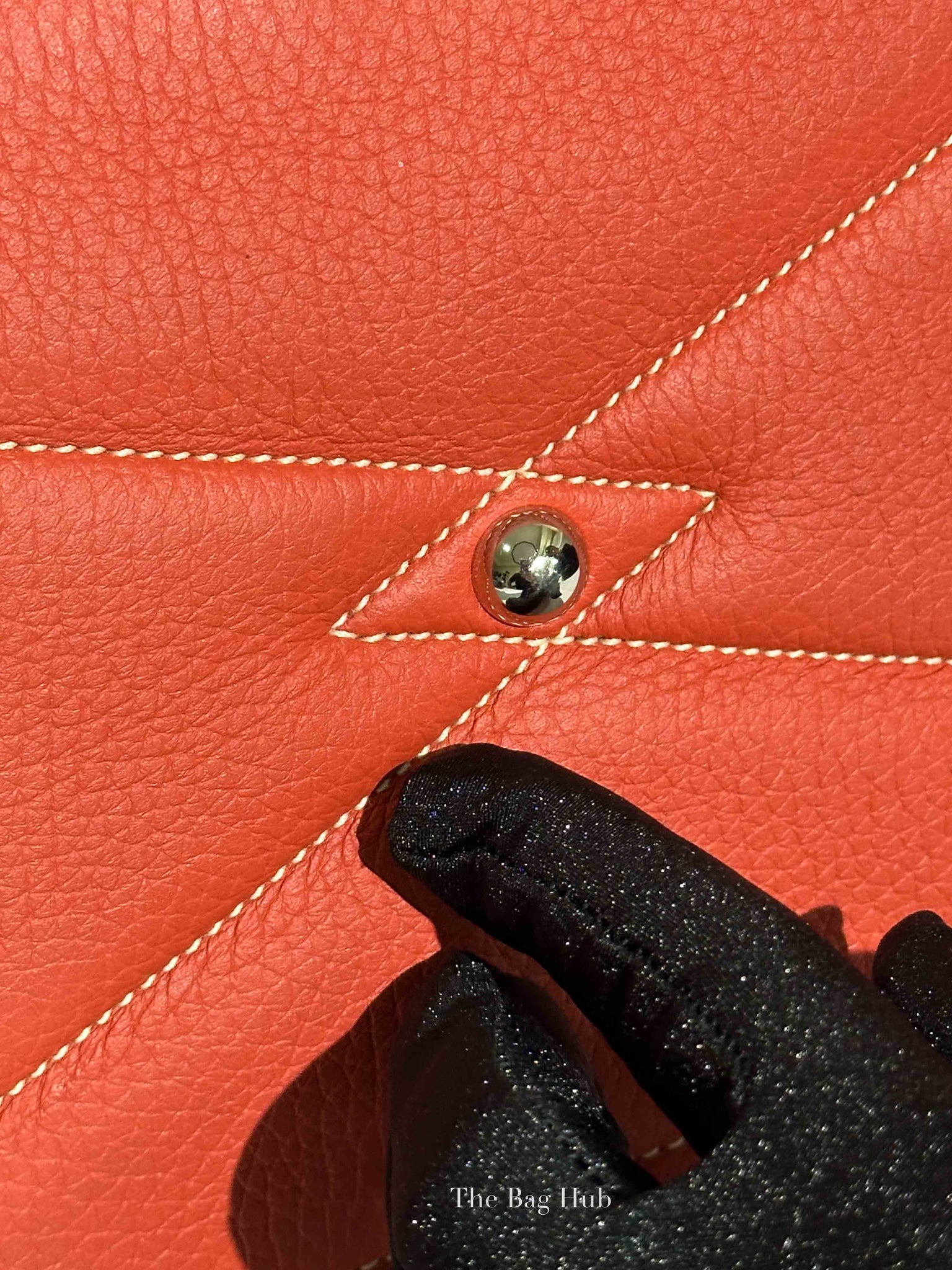Hermes Sanguine Clemence Victoria II 35 Hand Bag