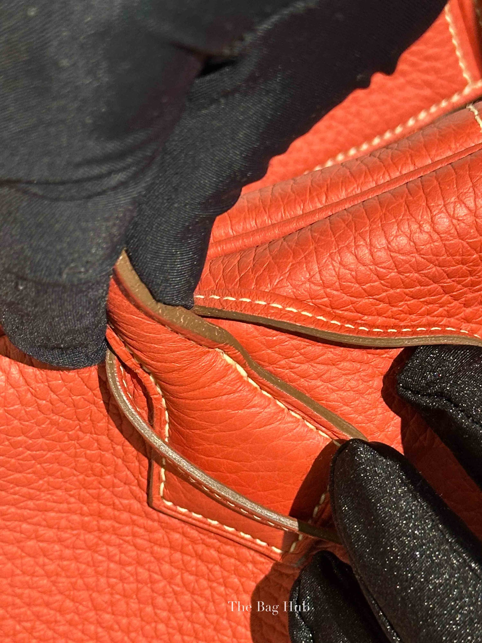 Hermes Sanguine Clemence Victoria II 35 Hand Bag