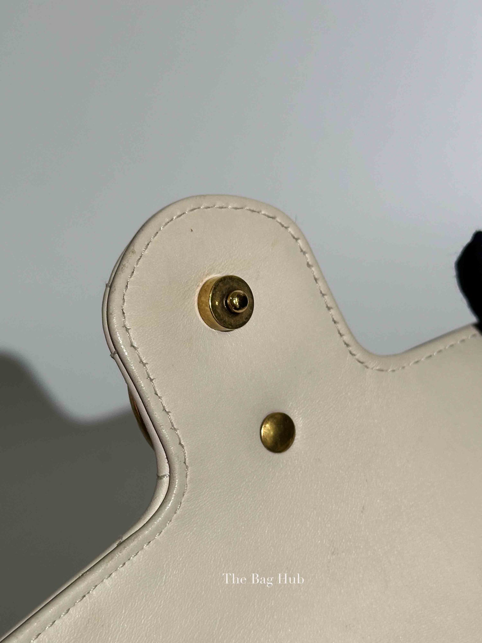 Gucci White Calfskin Matelasse Super Mini GG Marmont Shoulder Bag