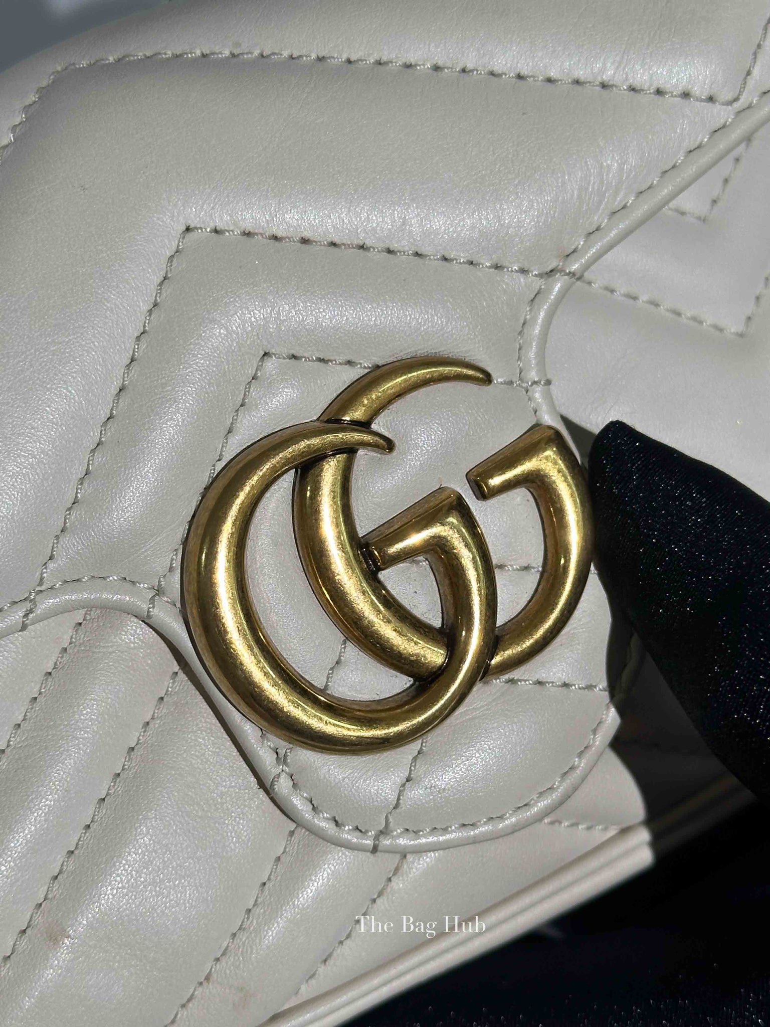 Gucci White Calfskin Matelasse Super Mini GG Marmont Shoulder Bag