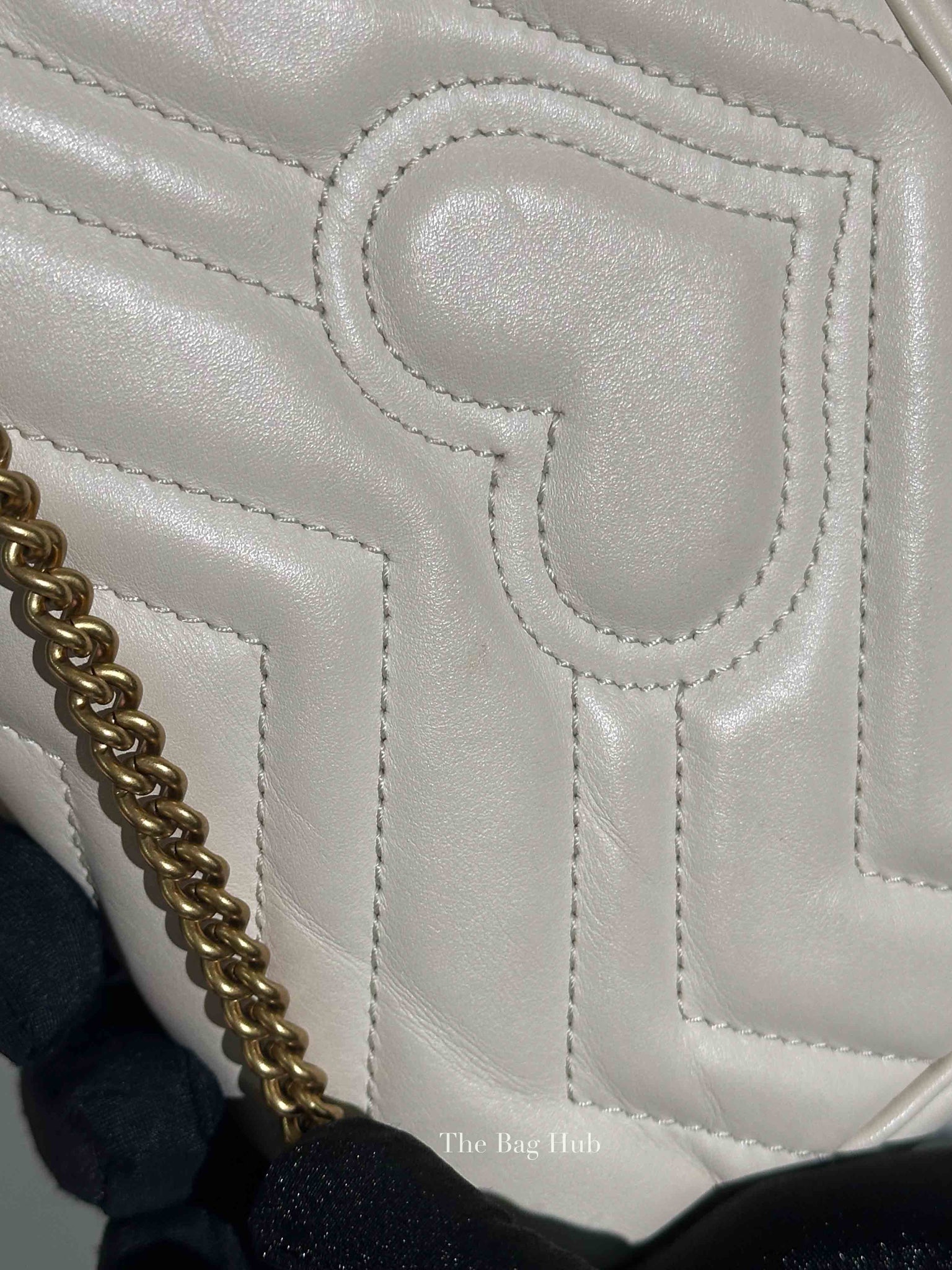 Gucci White Calfskin Matelasse Super Mini GG Marmont Shoulder Bag