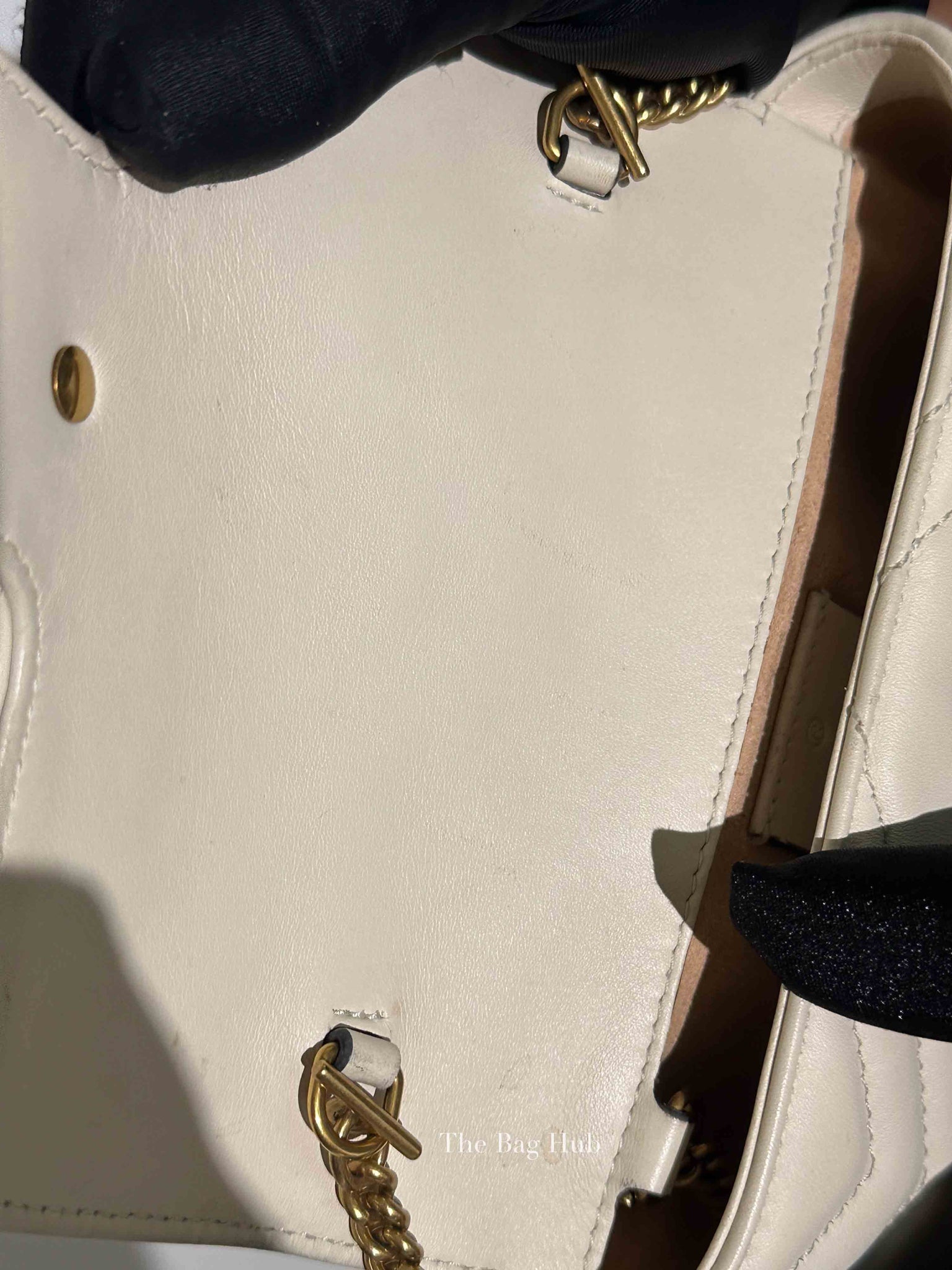 Gucci White Calfskin Matelasse Super Mini GG Marmont Shoulder Bag