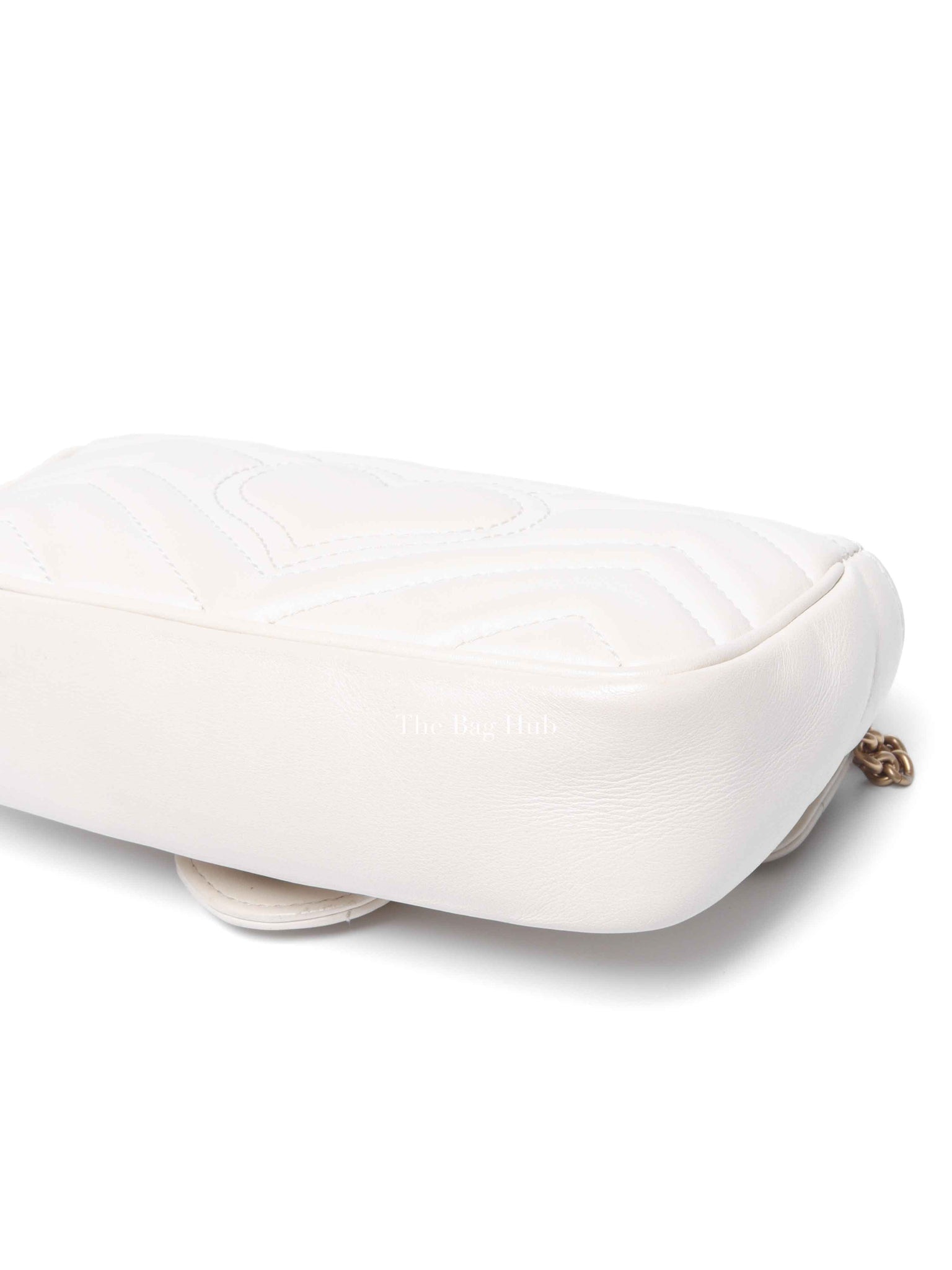 Gucci White Calfskin Matelasse Super Mini GG Marmont Shoulder Bag